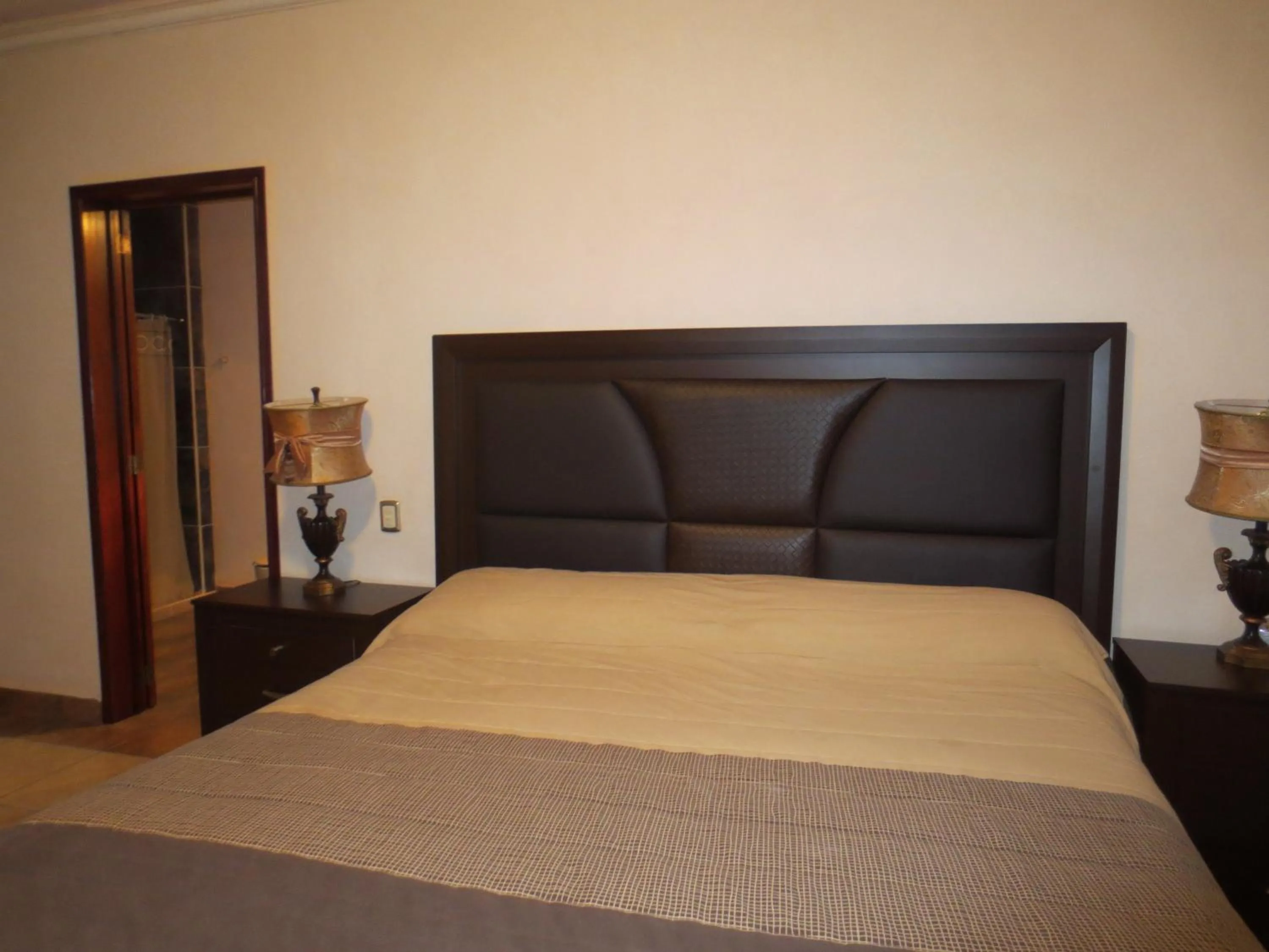 Decorative detail, Bed in Casa Celia Hotel Restaurante
