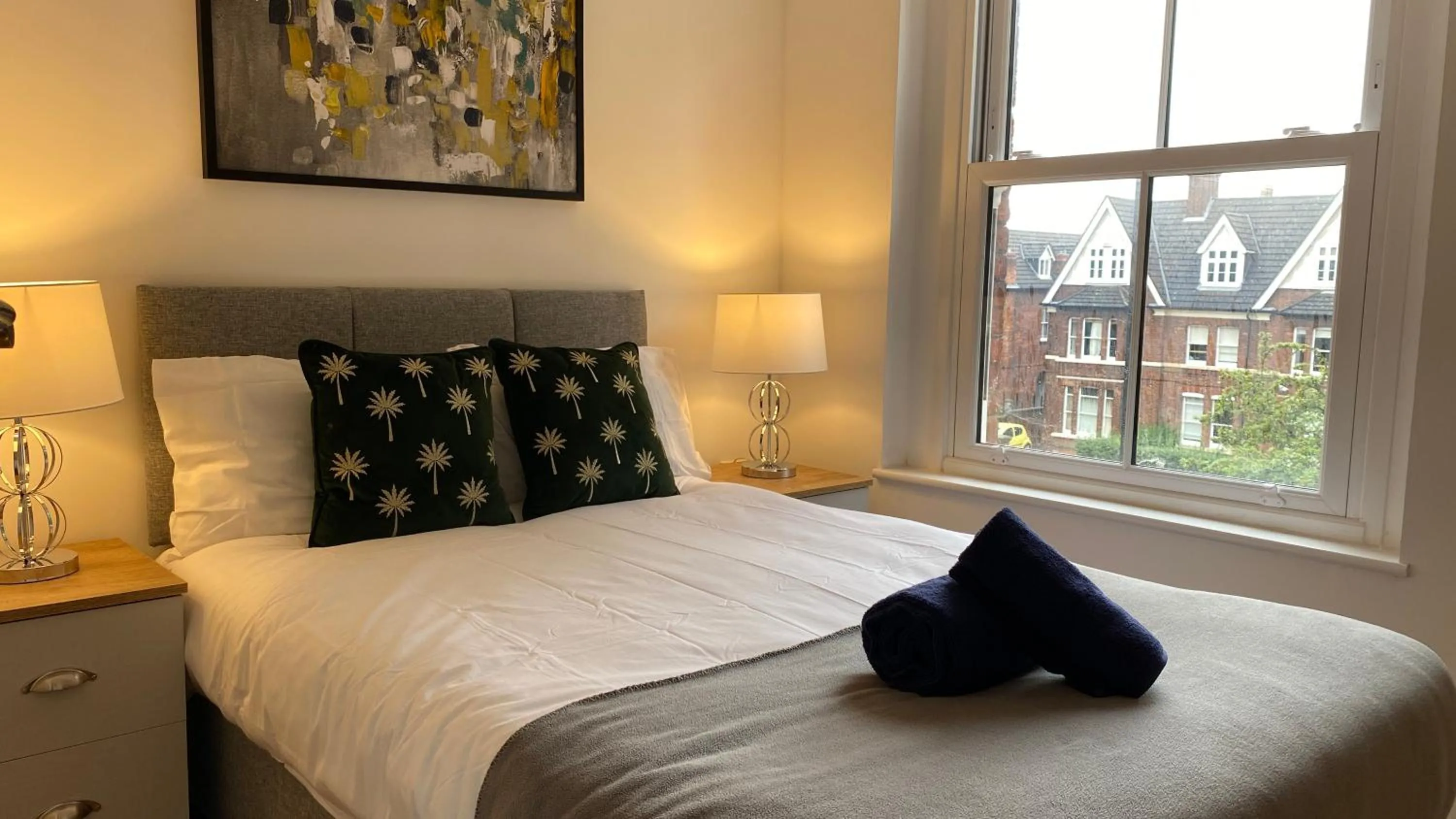 Other, Bed in De Parys Penthouse 5 in Bedford