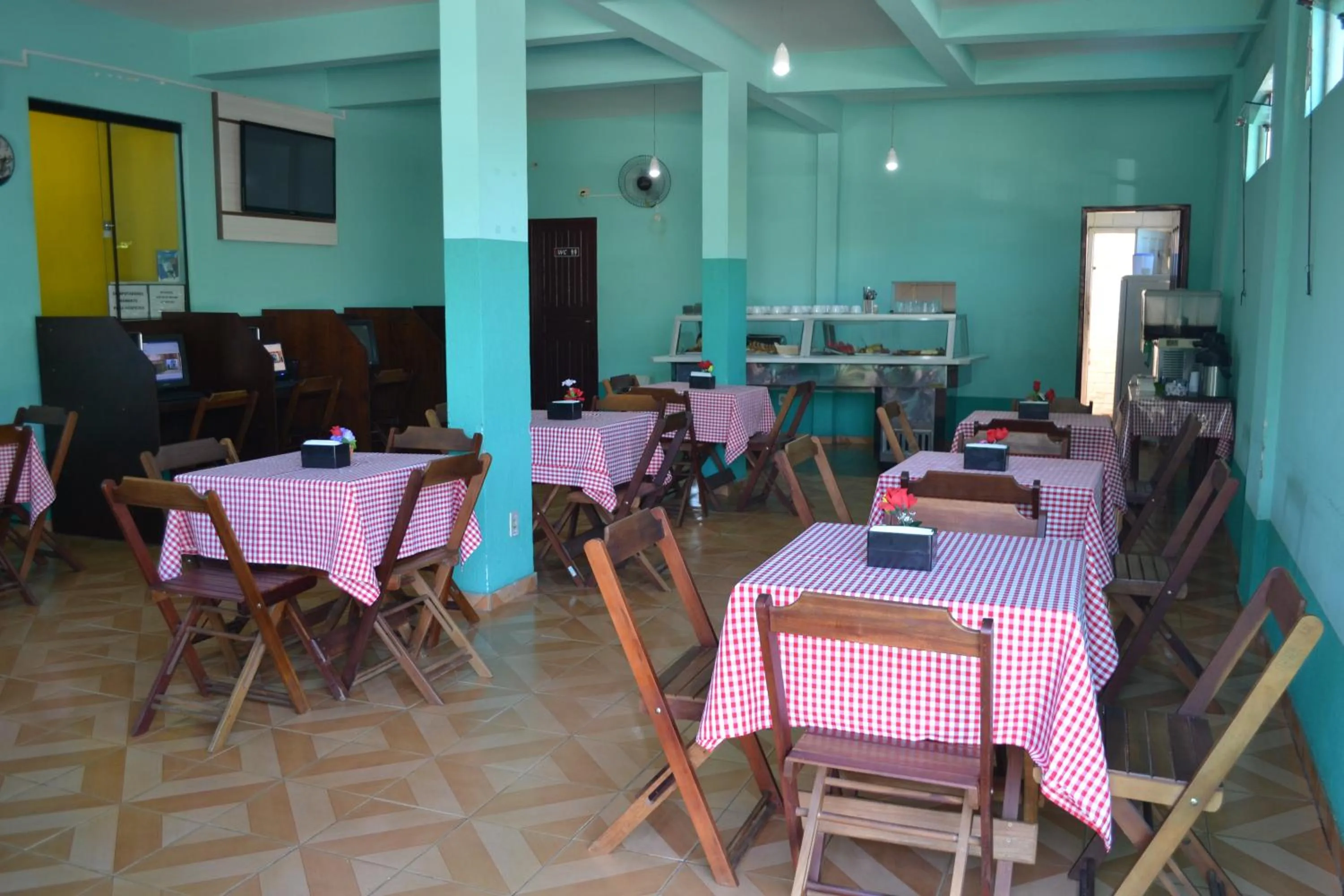 Dining area in Hotel Chalé Ji-Parana