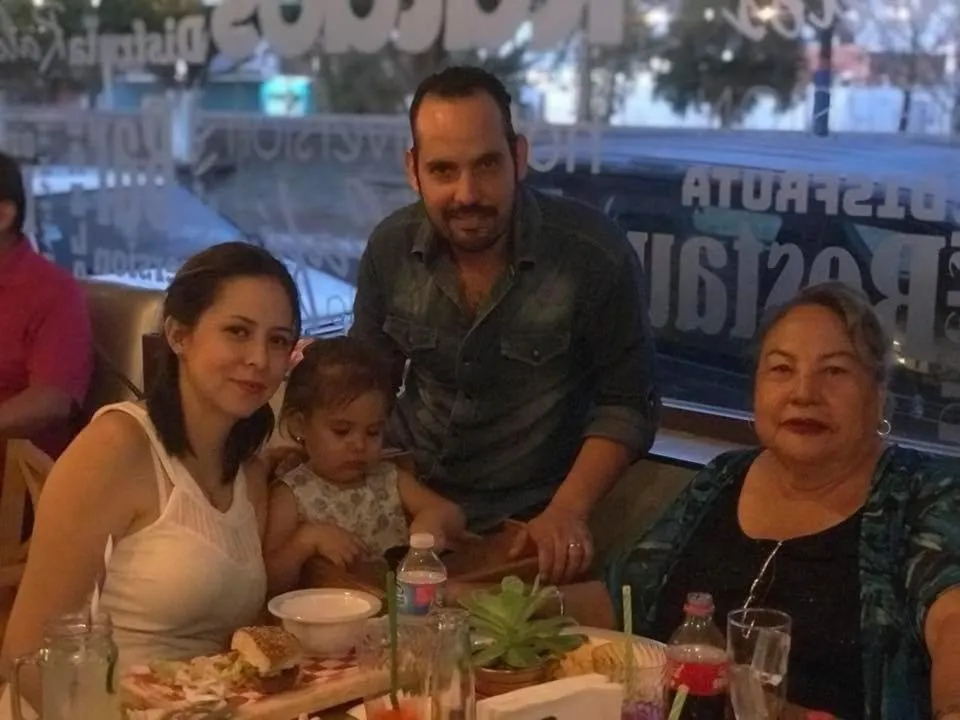 Restaurant/places to eat in Hotel Raldos Inn