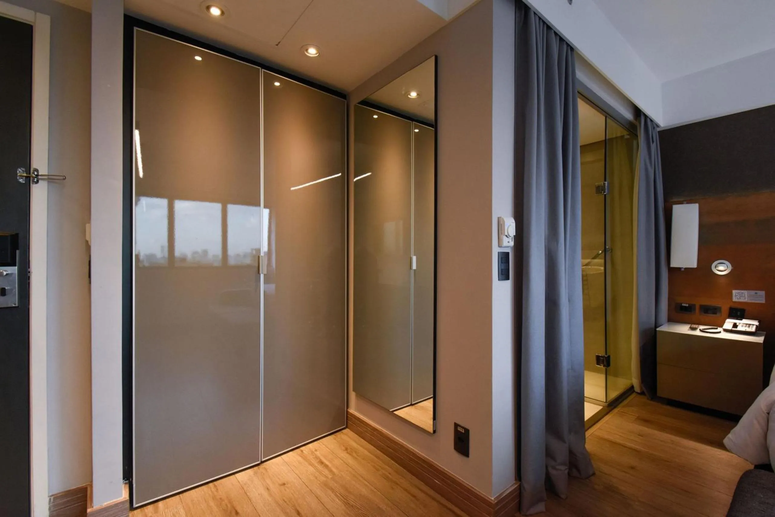 Toilet in ELEGANCE SUÍTES IBIRAPUERA