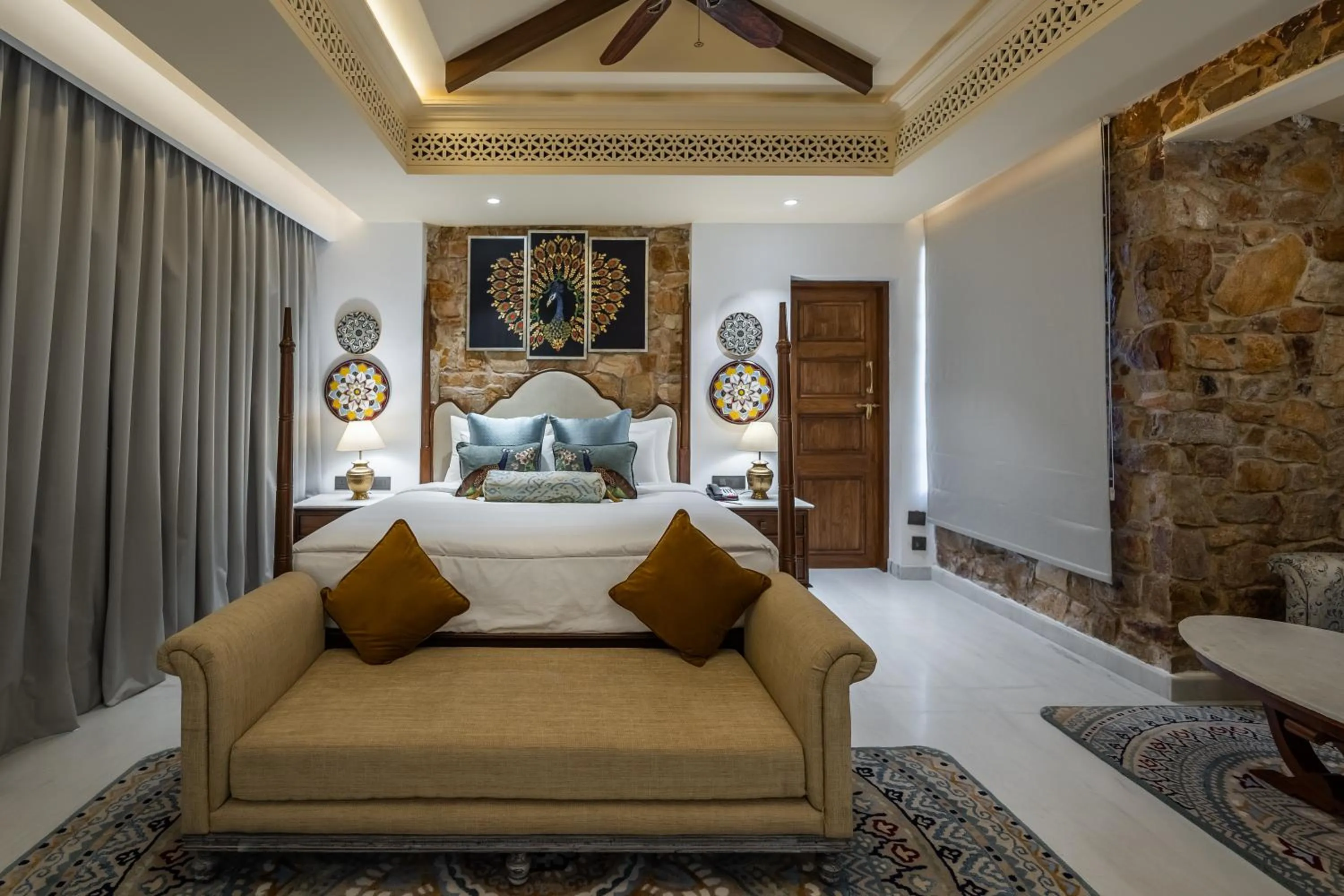 Bedroom, Bed in Juna Mahal Jungle Resort Ranthambore