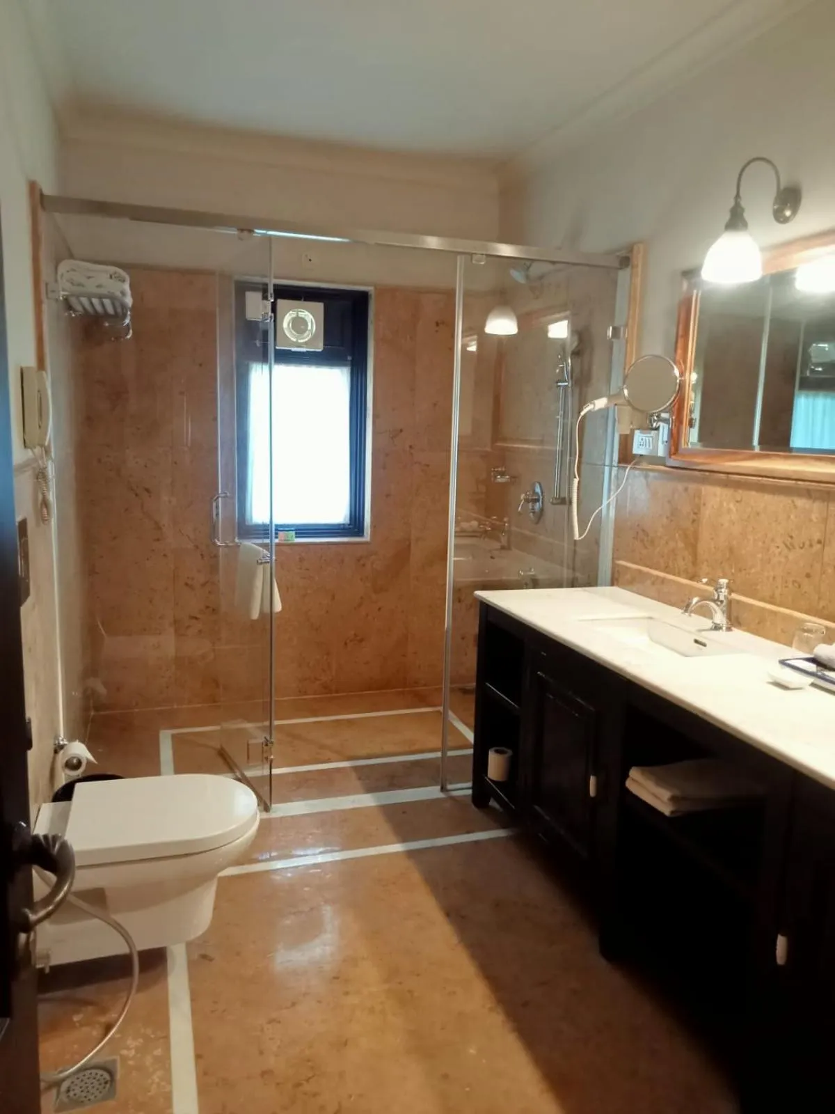 Bathroom in Juna Mahal Jungle Resort Ranthambore