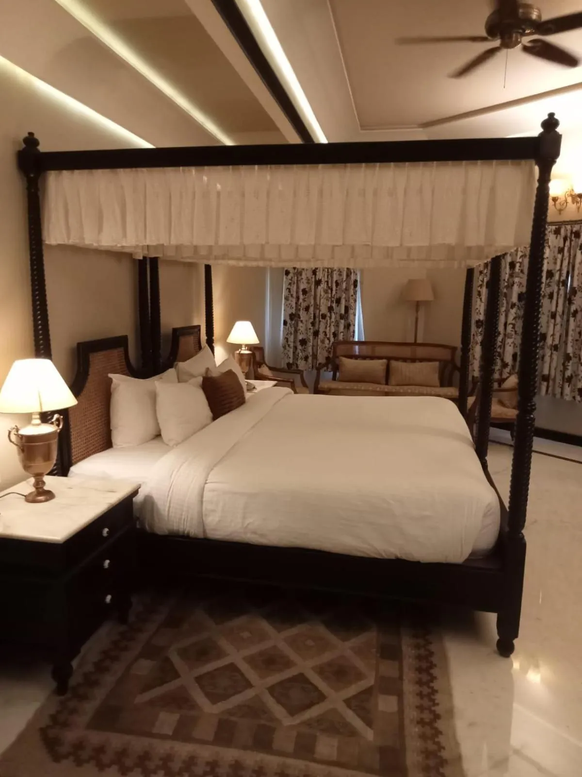 Bedroom, Bed in Juna Mahal Jungle Resort Ranthambore