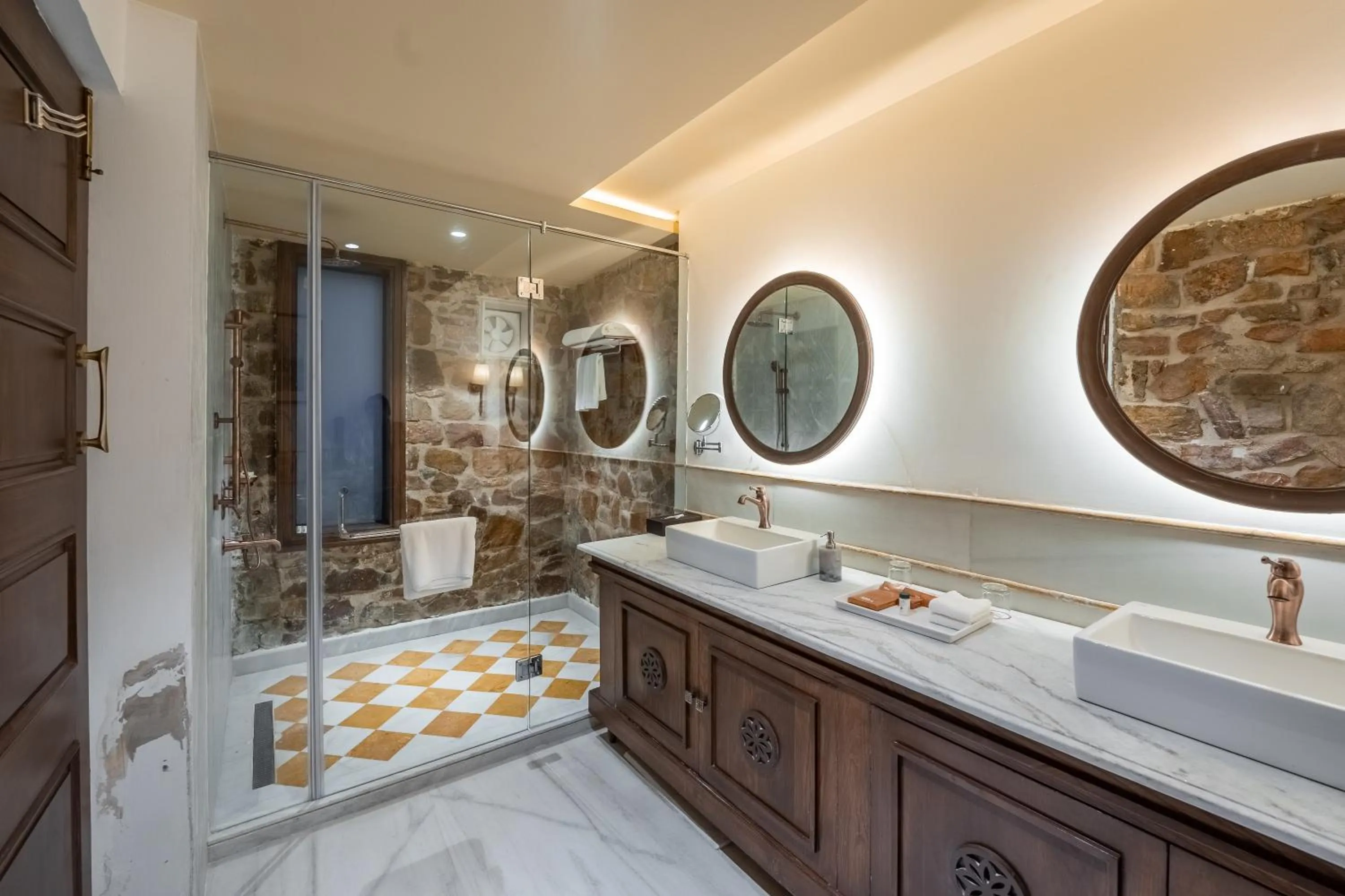 Bathroom in Juna Mahal Jungle Resort Ranthambore