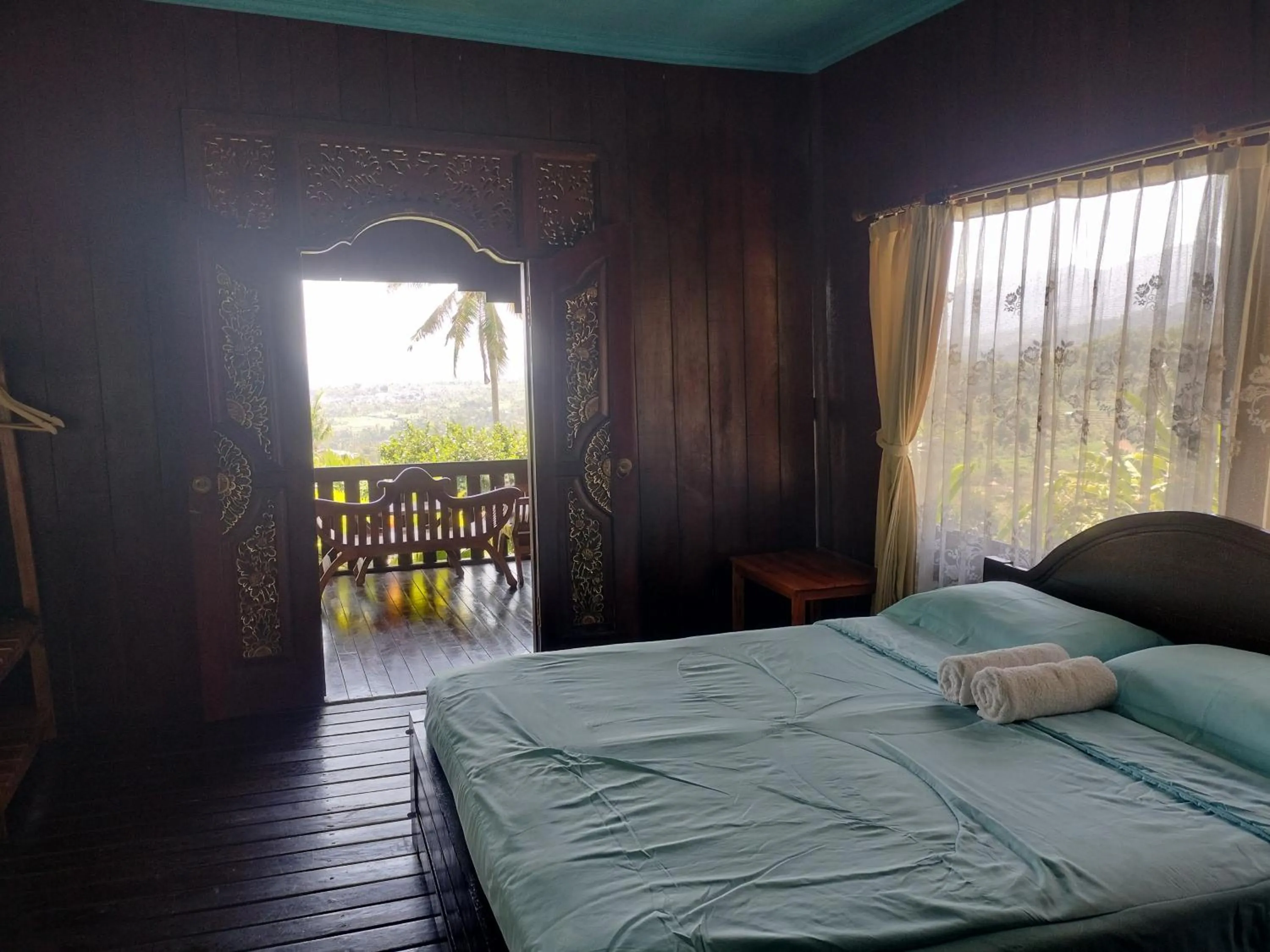 Bed in D'kailash Retreat