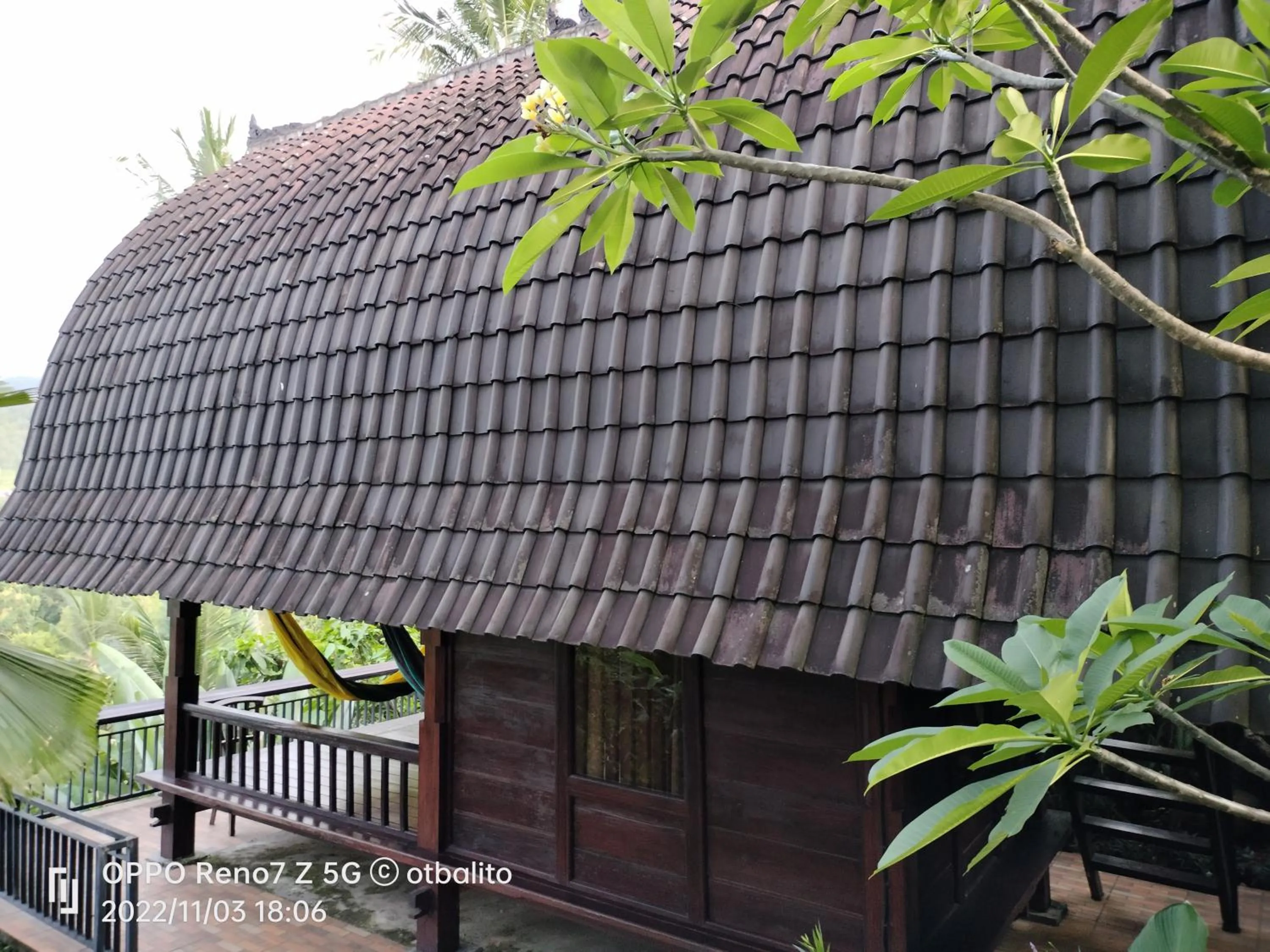 Property building in D'kailash Retreat