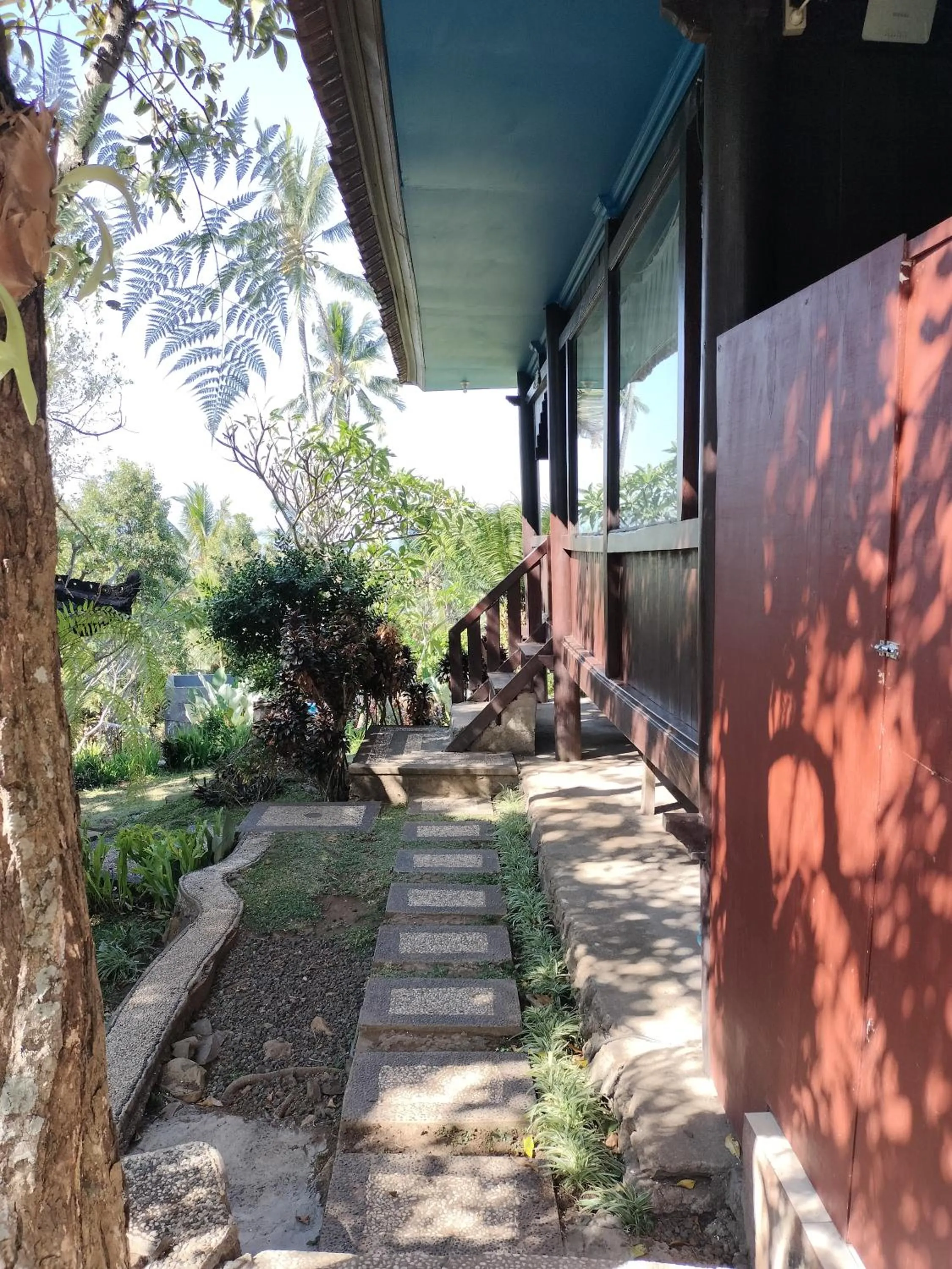 Property building in D'kailash Retreat