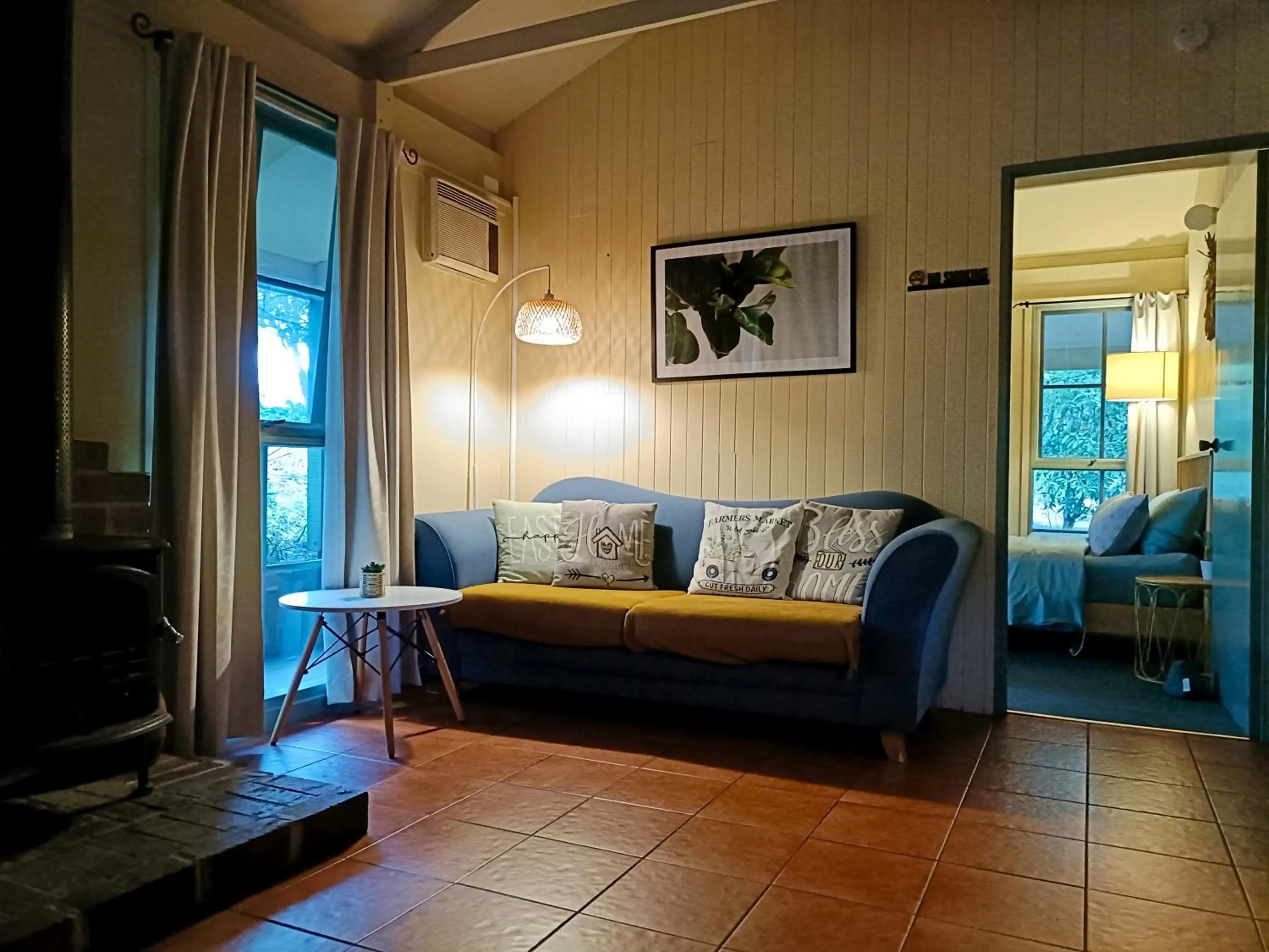 Living room in Kalimna Woods Cottages