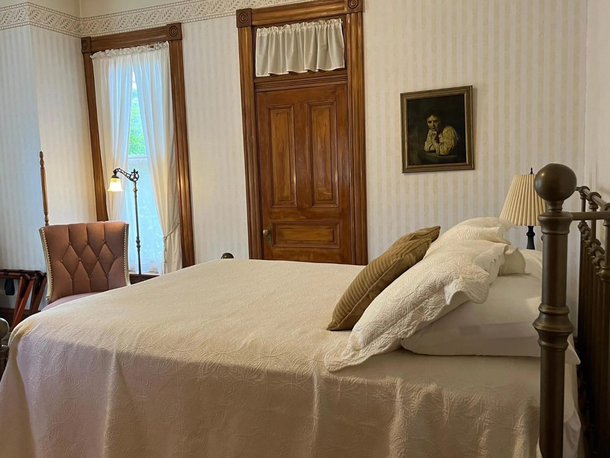Bedroom, Bed in Gable House Bed and Breakfast Inn