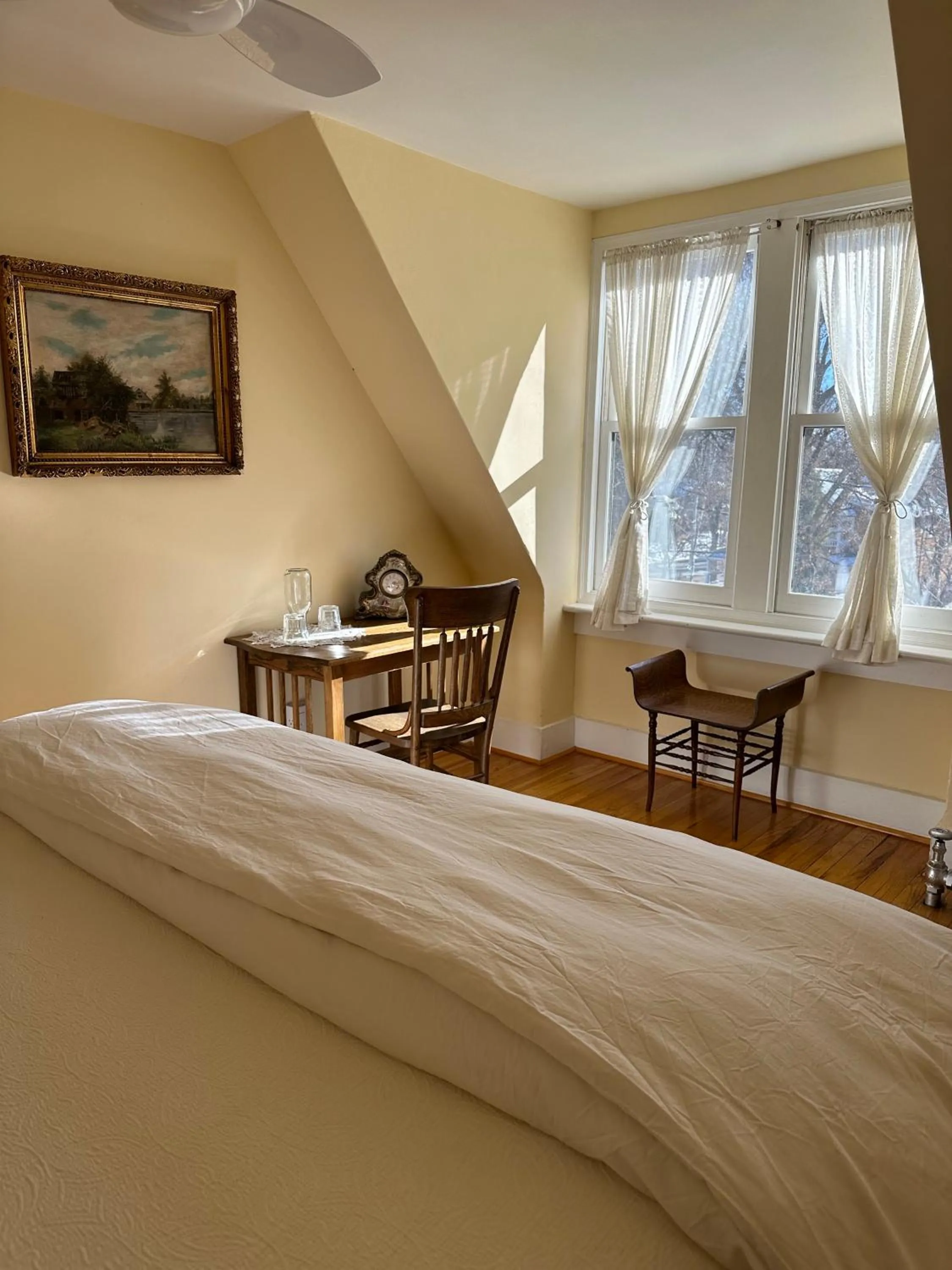 Bedroom, Bed in Gable House Bed and Breakfast Inn