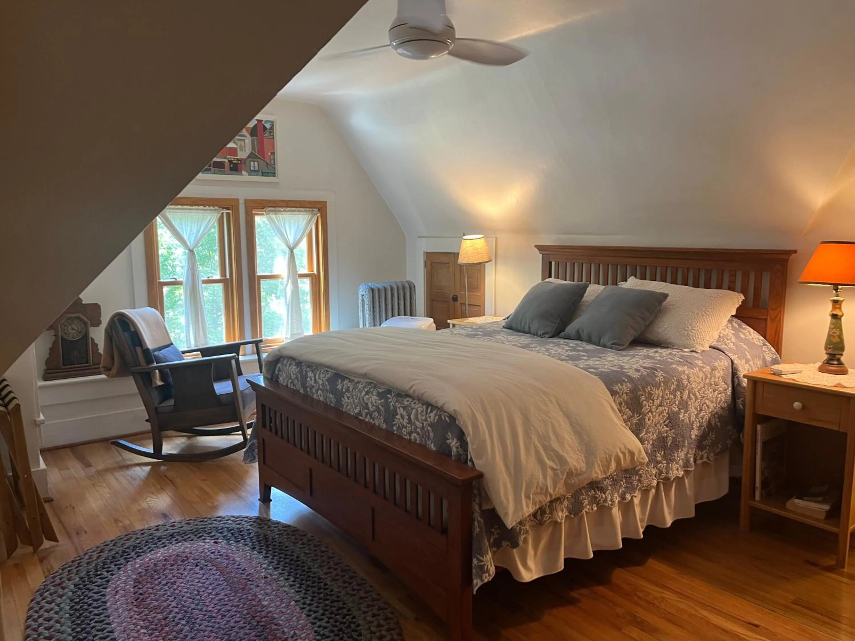 Deluxe Queen Room in Gable House Bed and Breakfast Inn