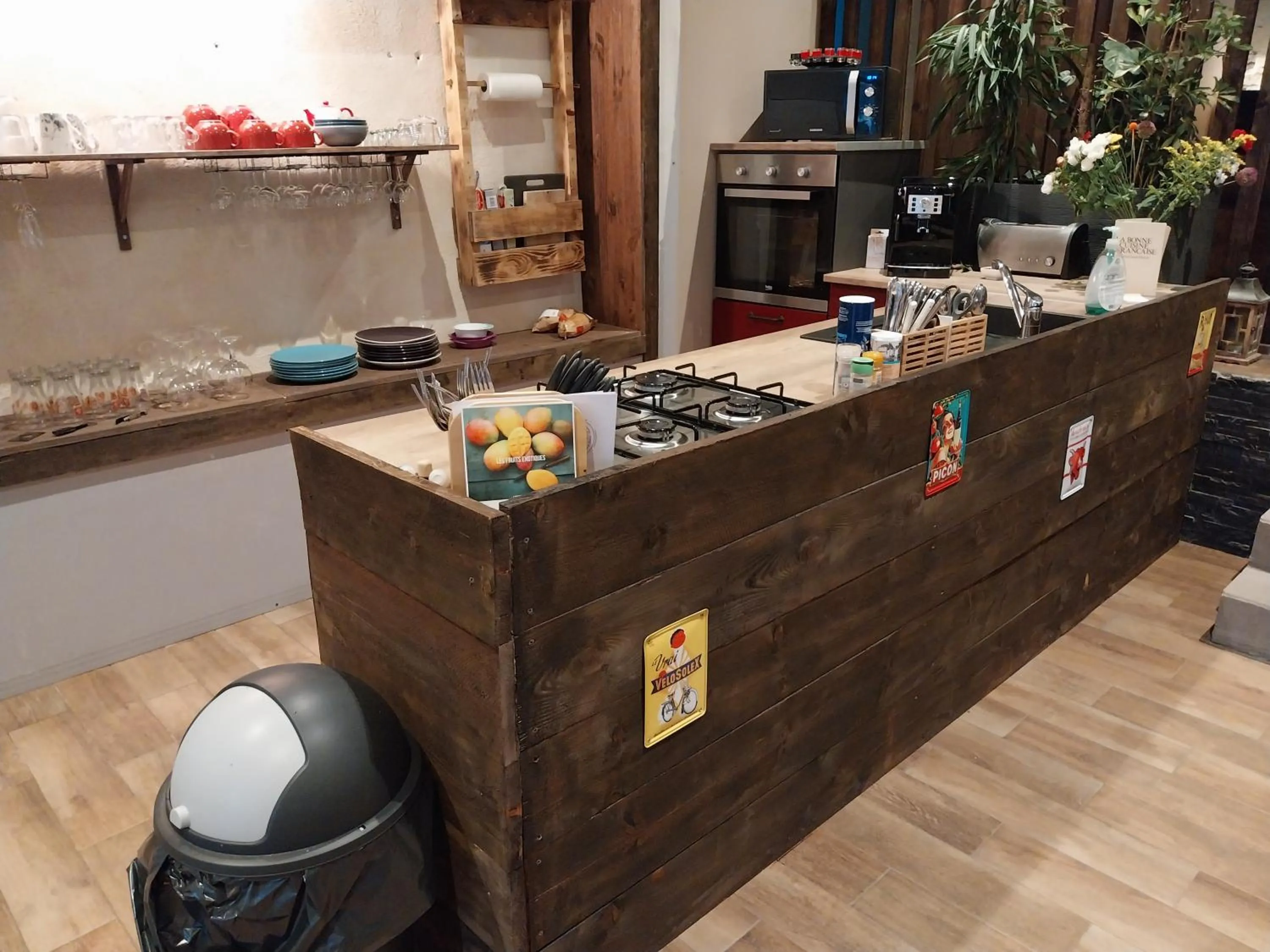 Kitchen or kitchenette in LA GRANGE DES FRANGINES