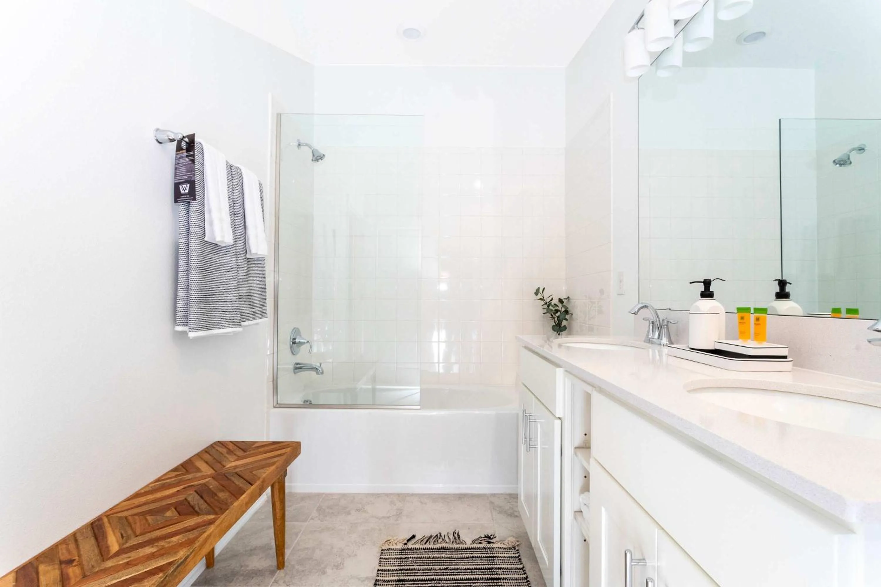 Gorgeous 2Bd Apto Close to Disney @ Storey Lake 404 3191