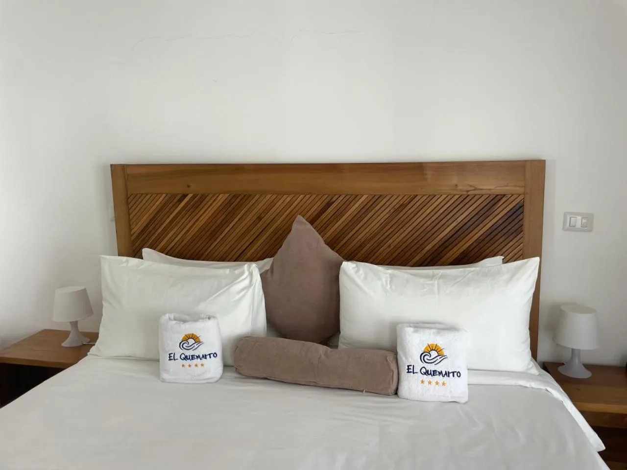Bed in Hotel El Quemaito - Luxury Oceanfront Retreat