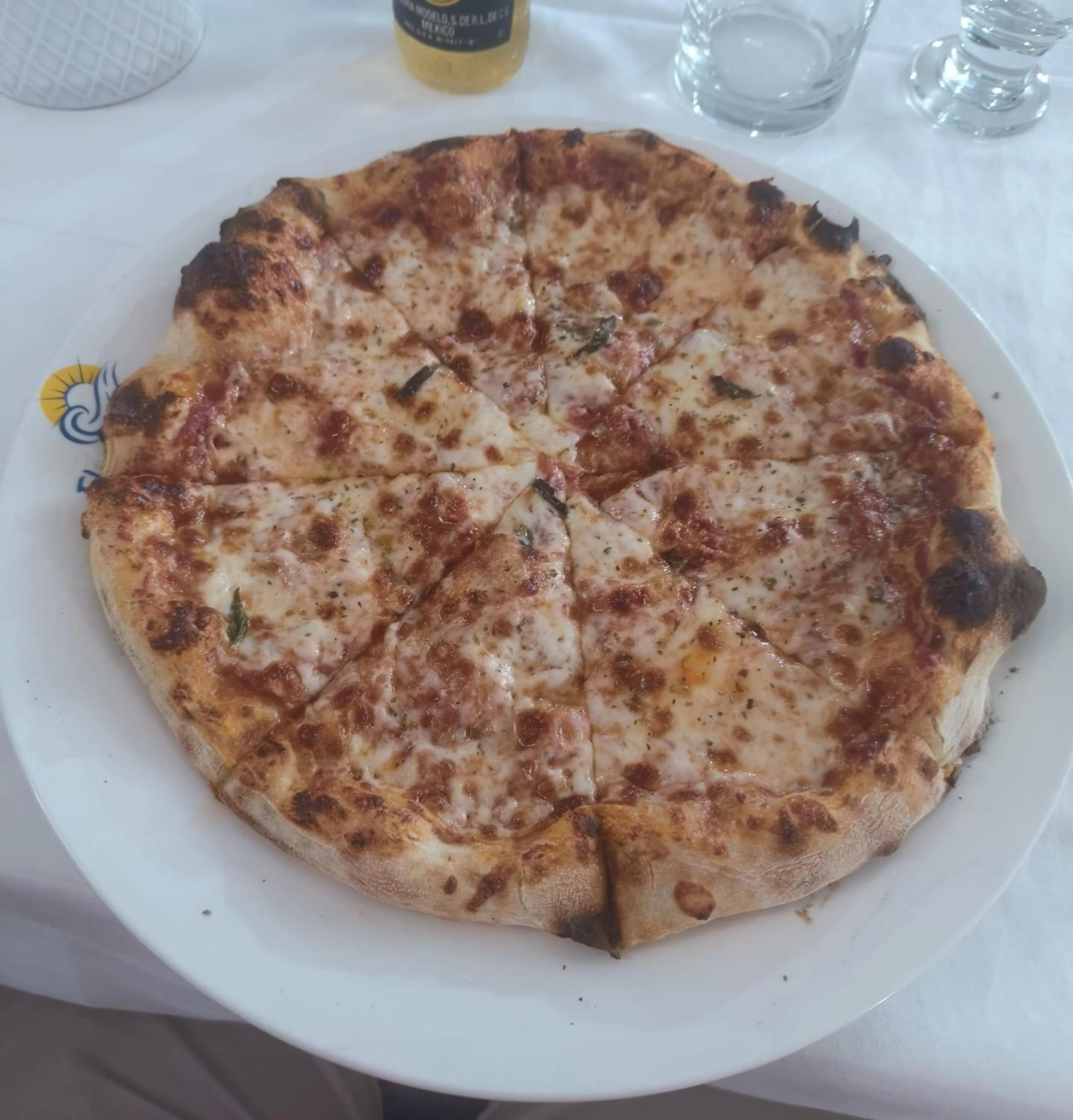 Food in Hotel El Quemaito - Luxury Oceanfront Retreat