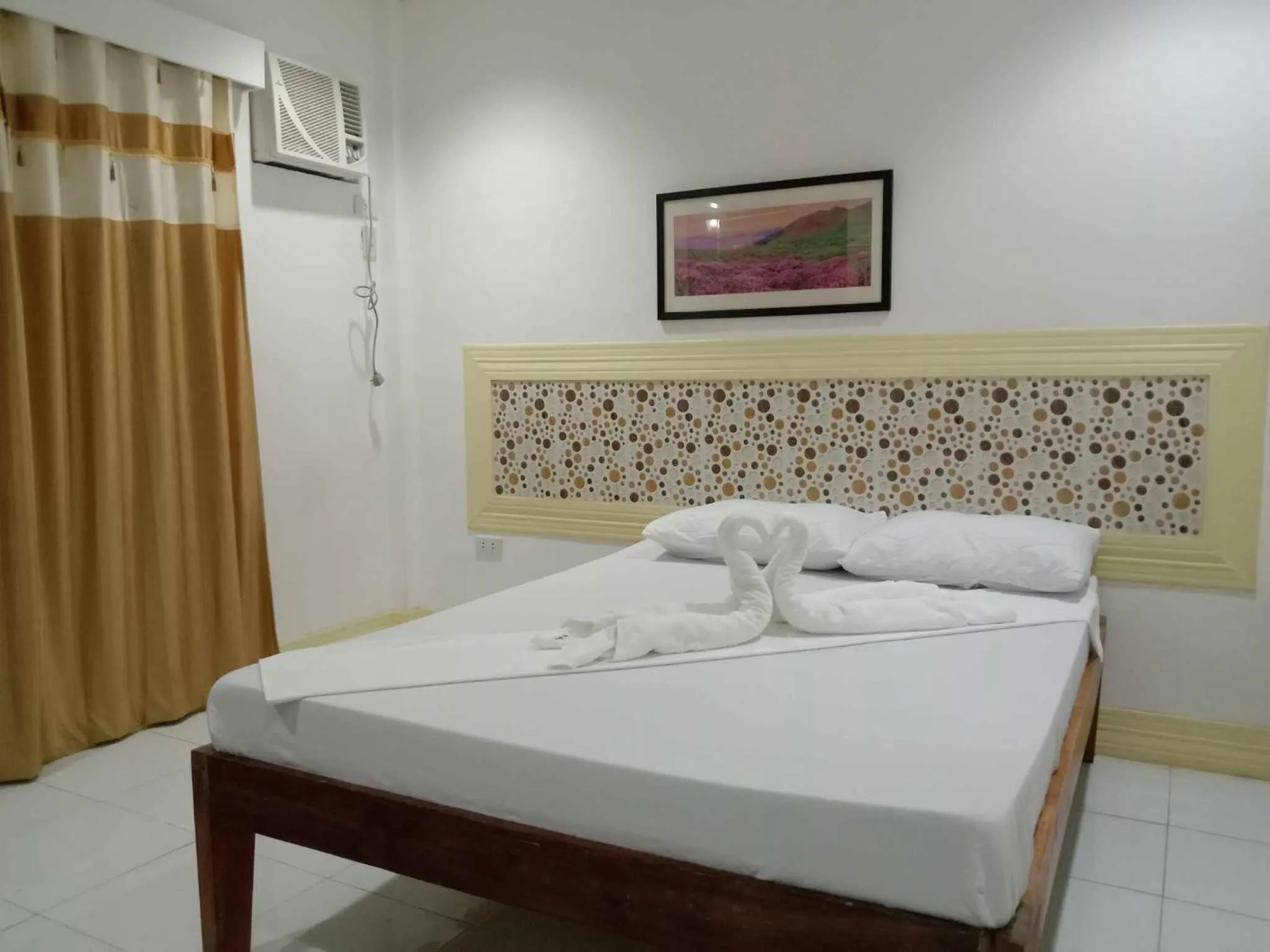 Bed in Bountiful Inn