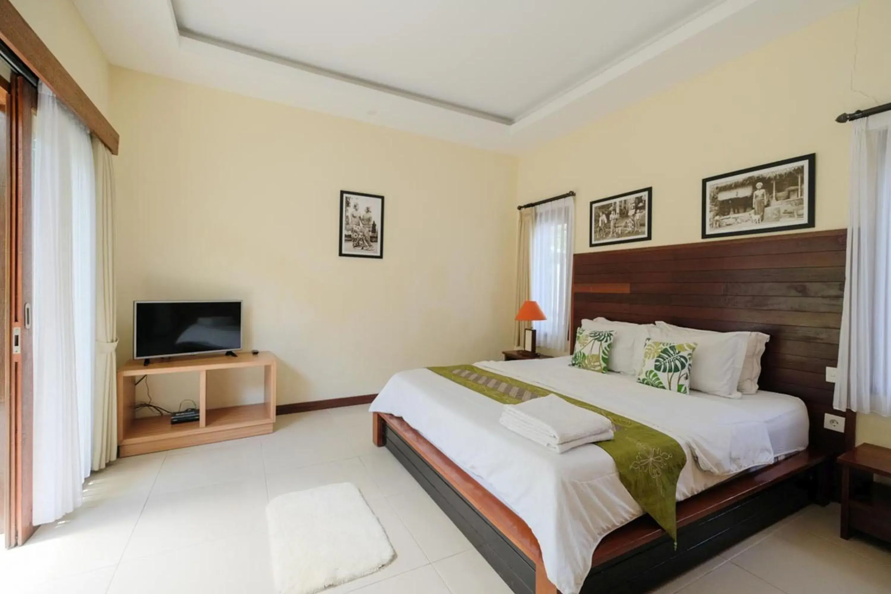 Deluxe Room in Dinar Hills Ungasan by The Lavana Deluxe Room in Dinar Hills Ungasan by The Lavana