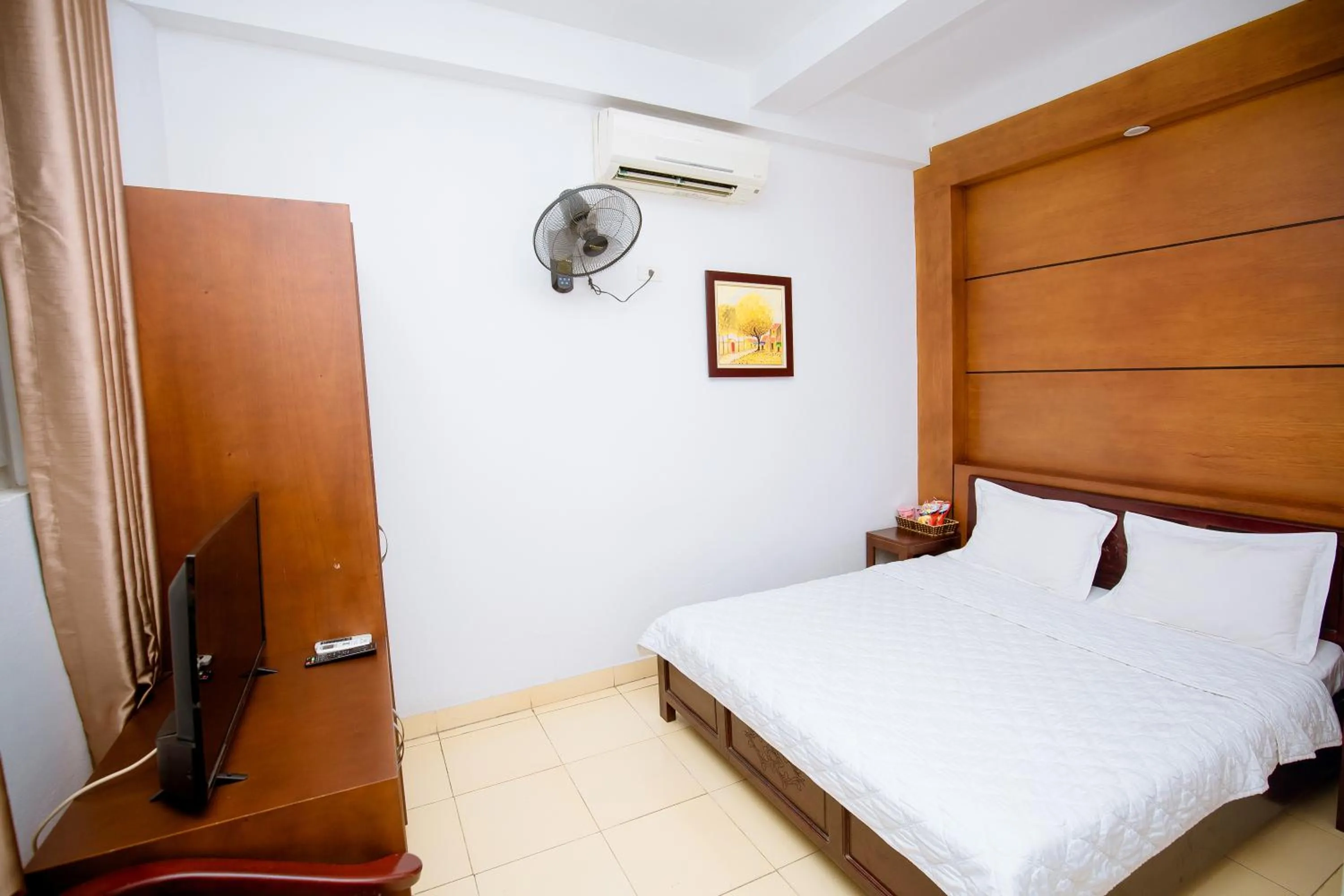 Bed in Viet Huong Hotel