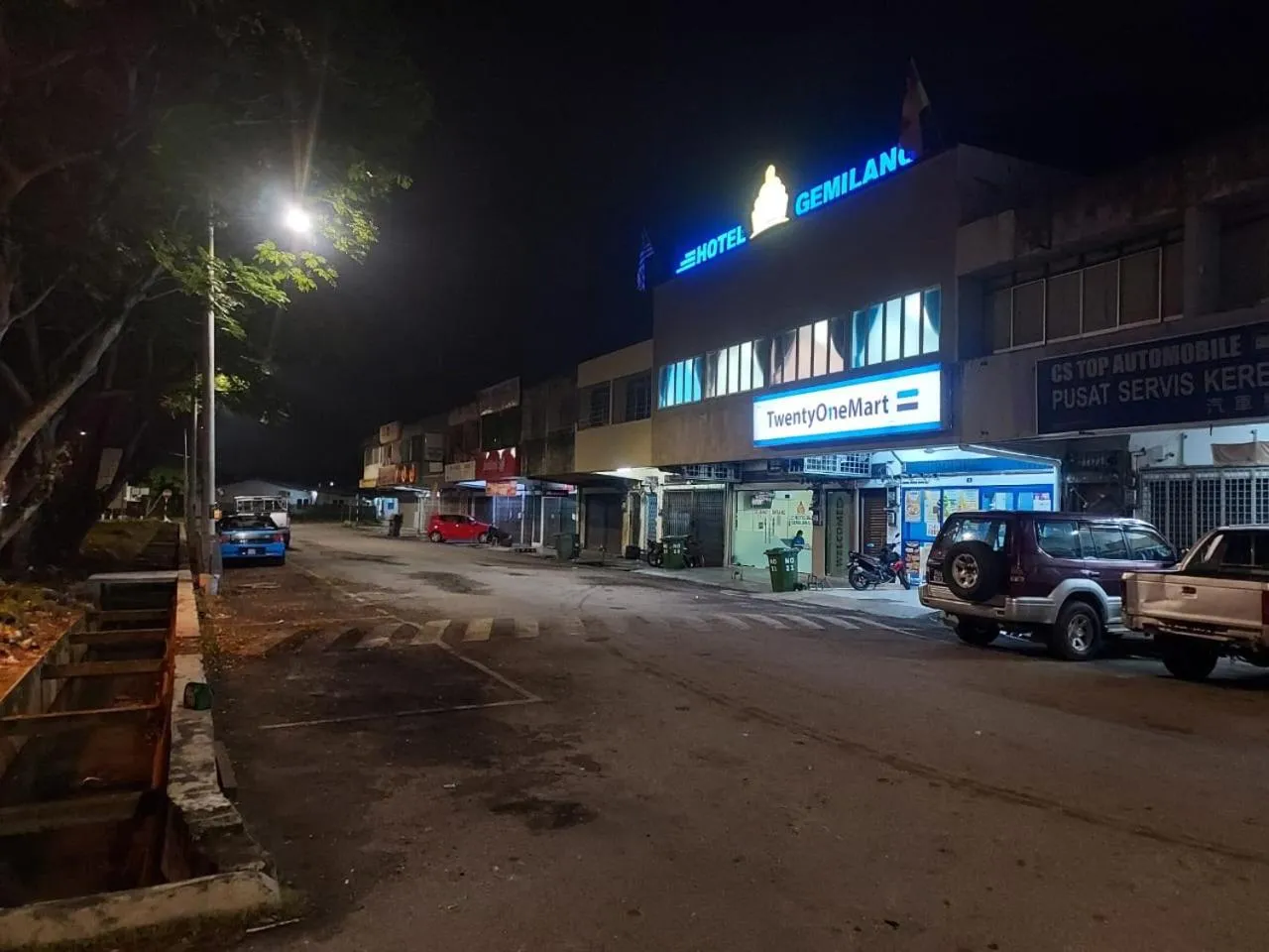 Parking in Gemilang Hotel Klang