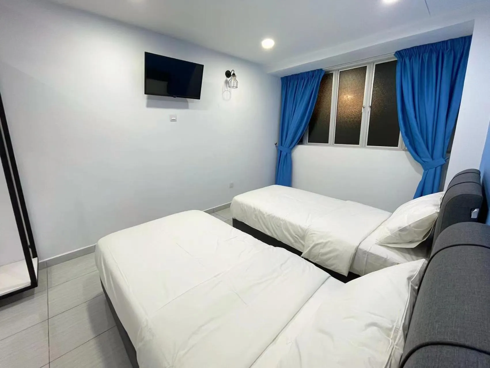 Photo of the whole room, Bed in Gemilang Hotel Klang