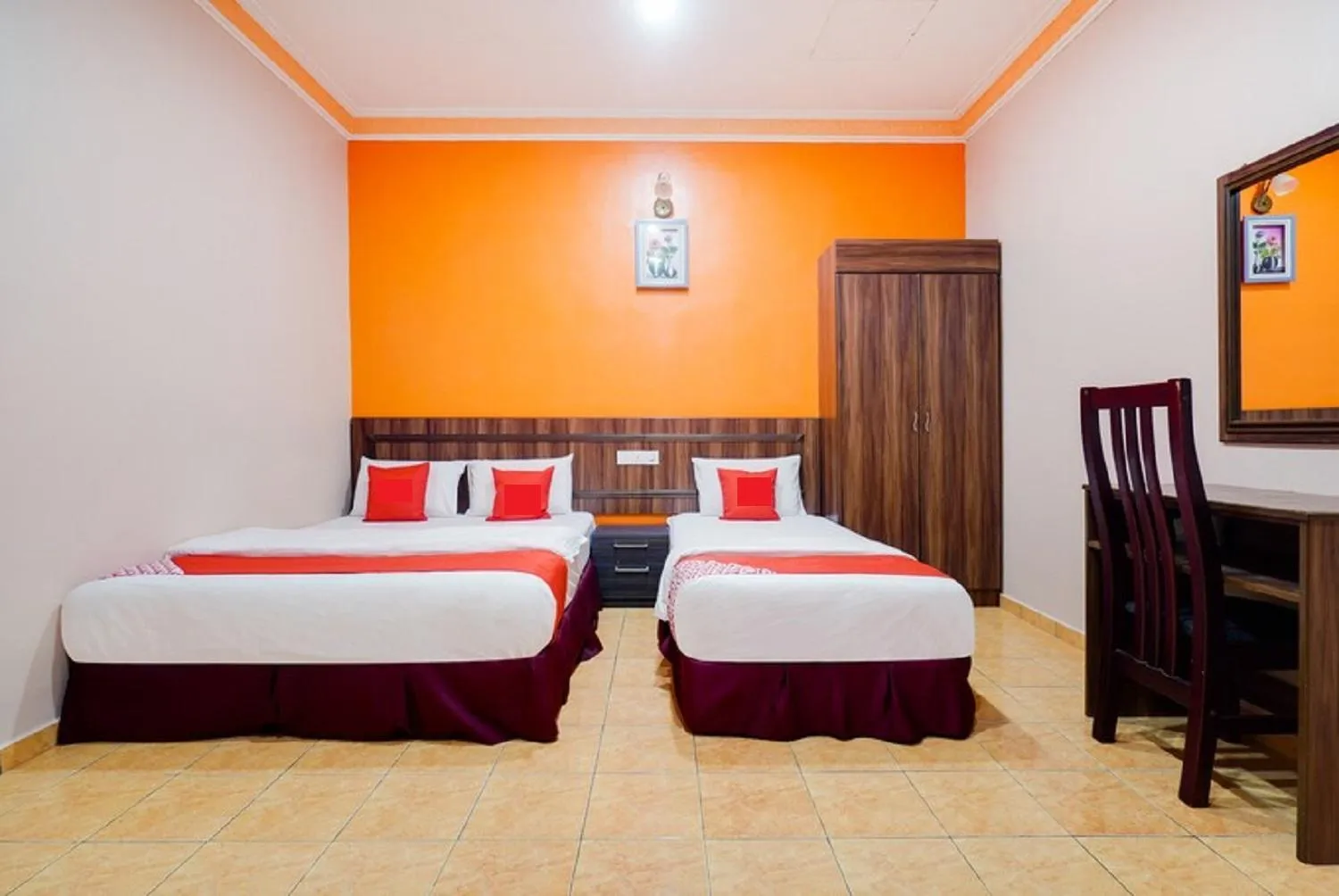 Bed in Hill Times Inn Hotel