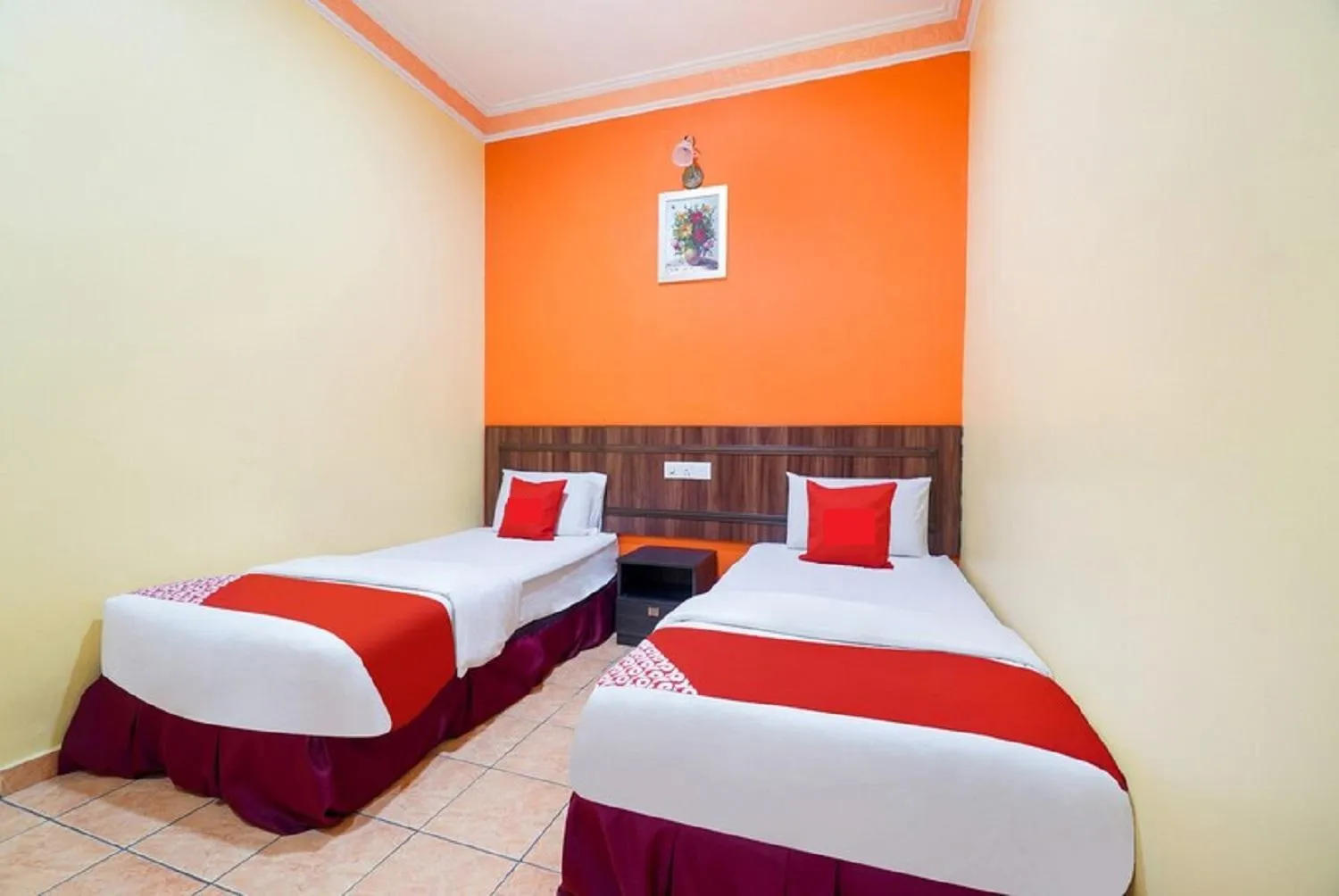 Bed in Hill Times Inn Hotel