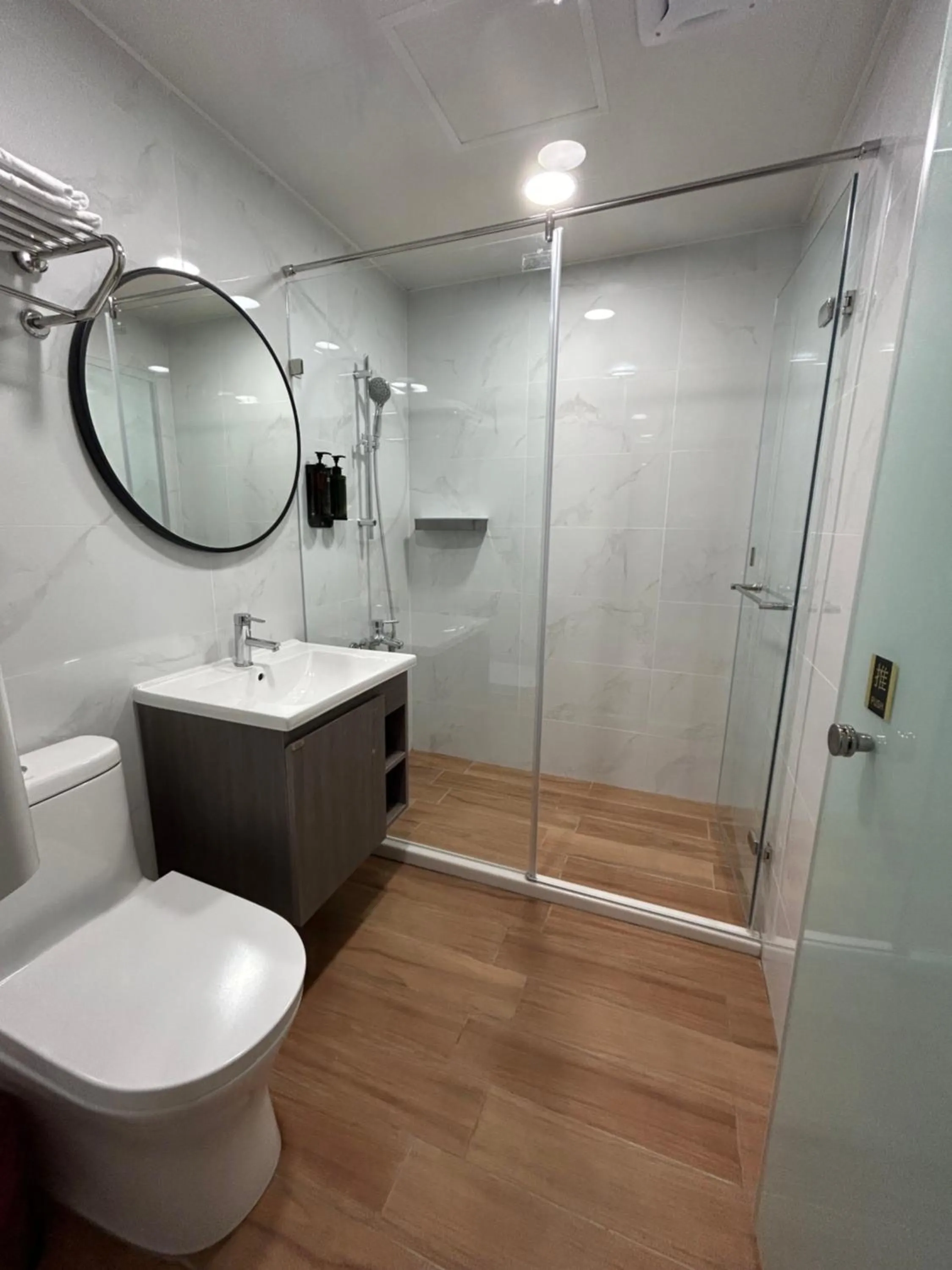 Toilet in Benz Hotel