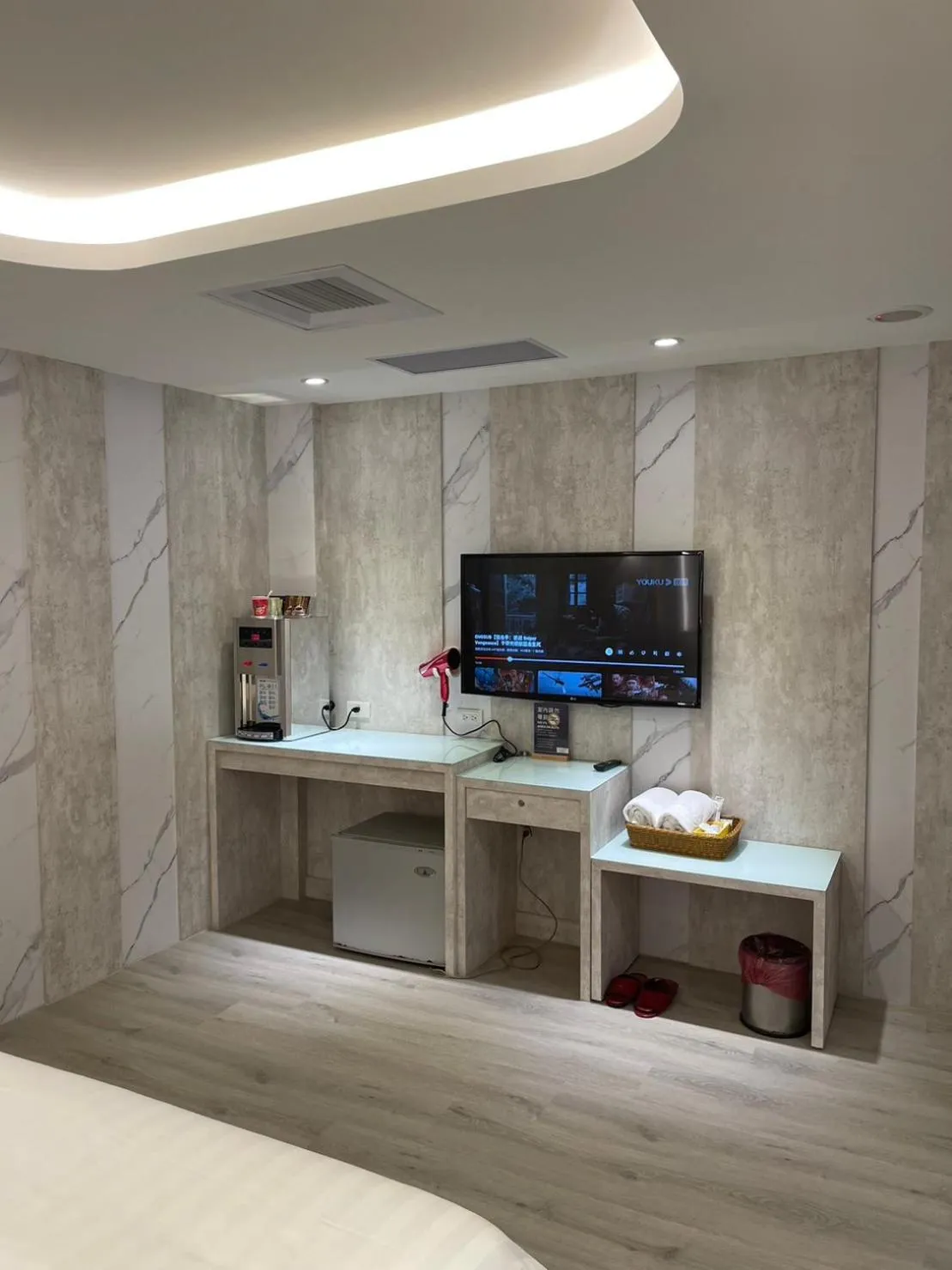 TV and multimedia in Benz Hotel