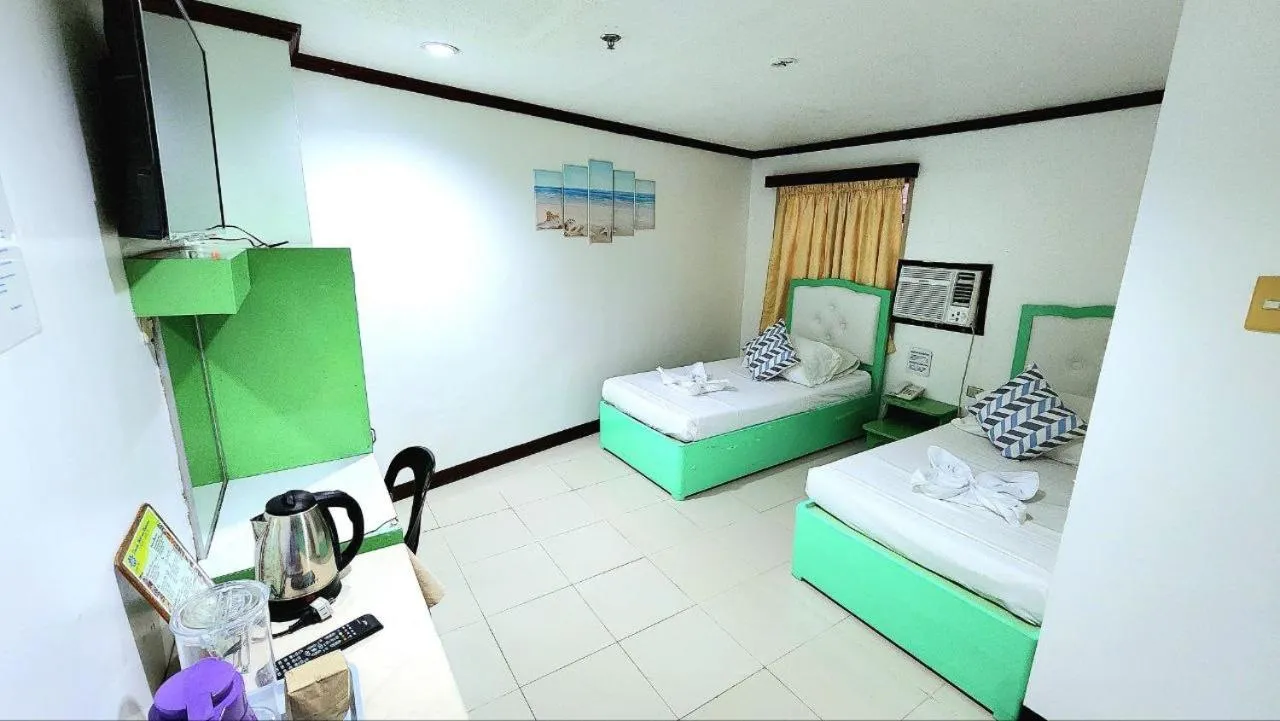 Bed in Demiren Hotel