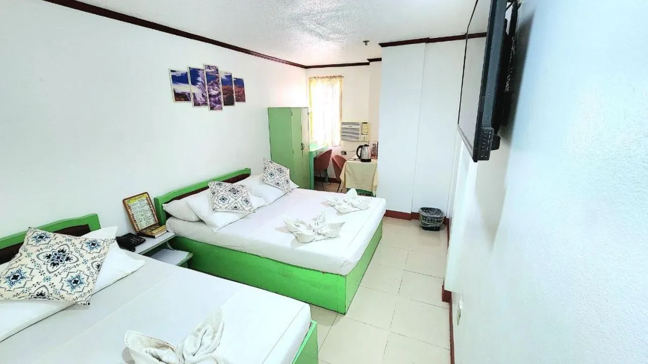 Bed in Demiren Hotel