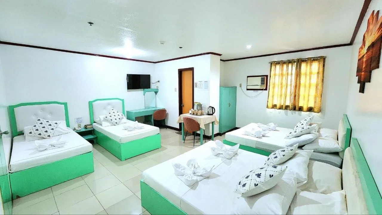 Bed in Demiren Hotel