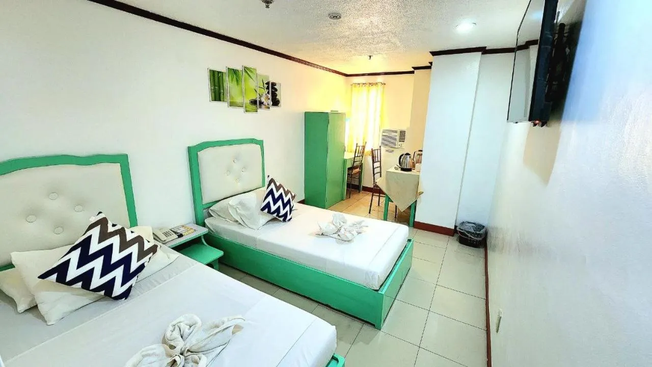 Bed in Demiren Hotel