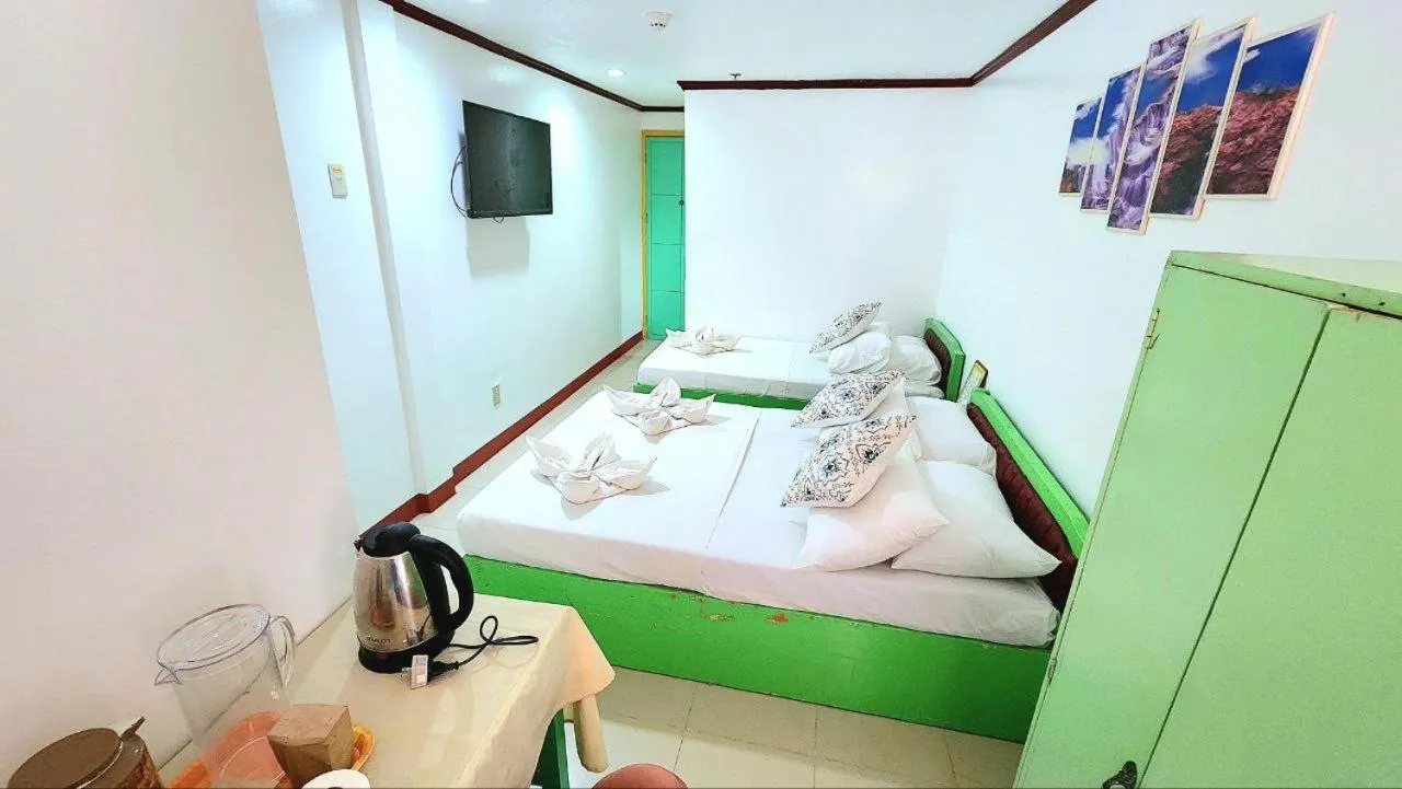 Bed in Demiren Hotel