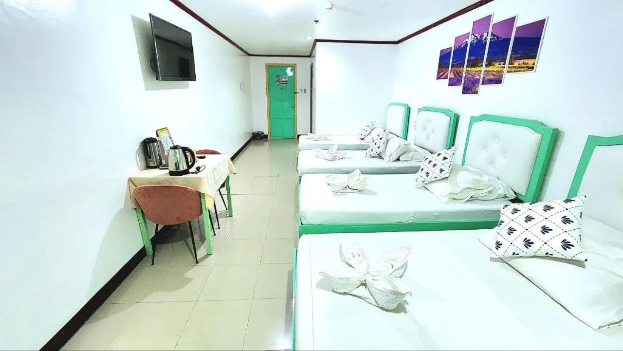 Bed in Demiren Hotel