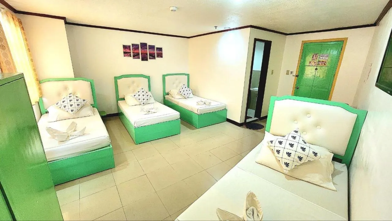 Bed in Demiren Hotel