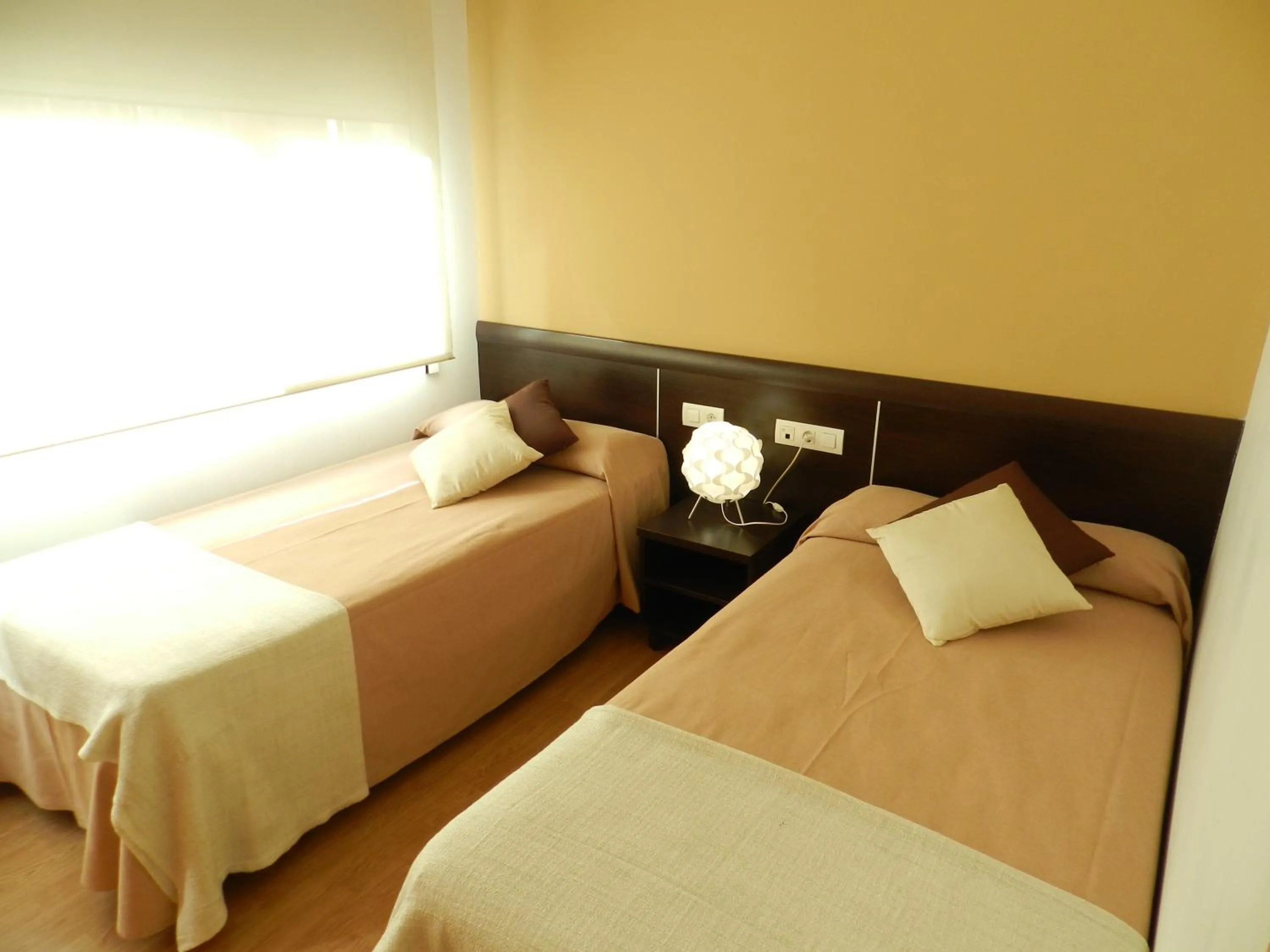 Bedroom, Bed in Hotel Travessera