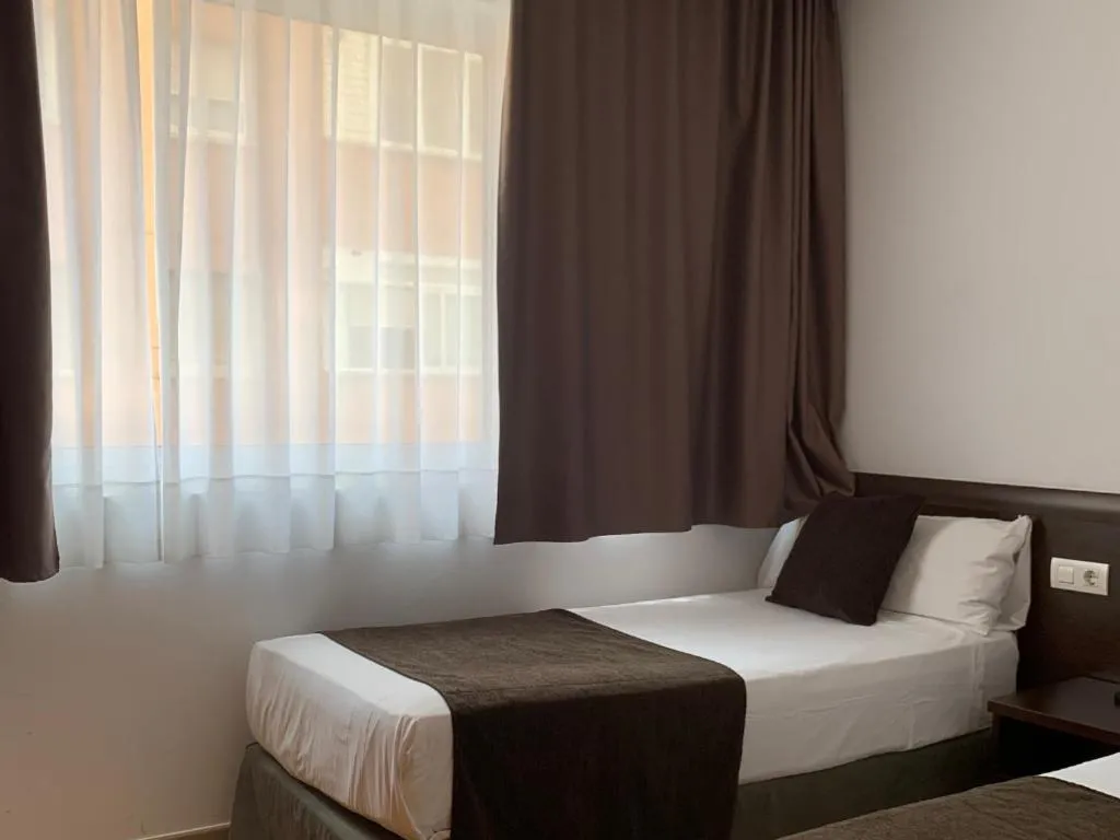 Bedroom, Bed in Hotel Travessera