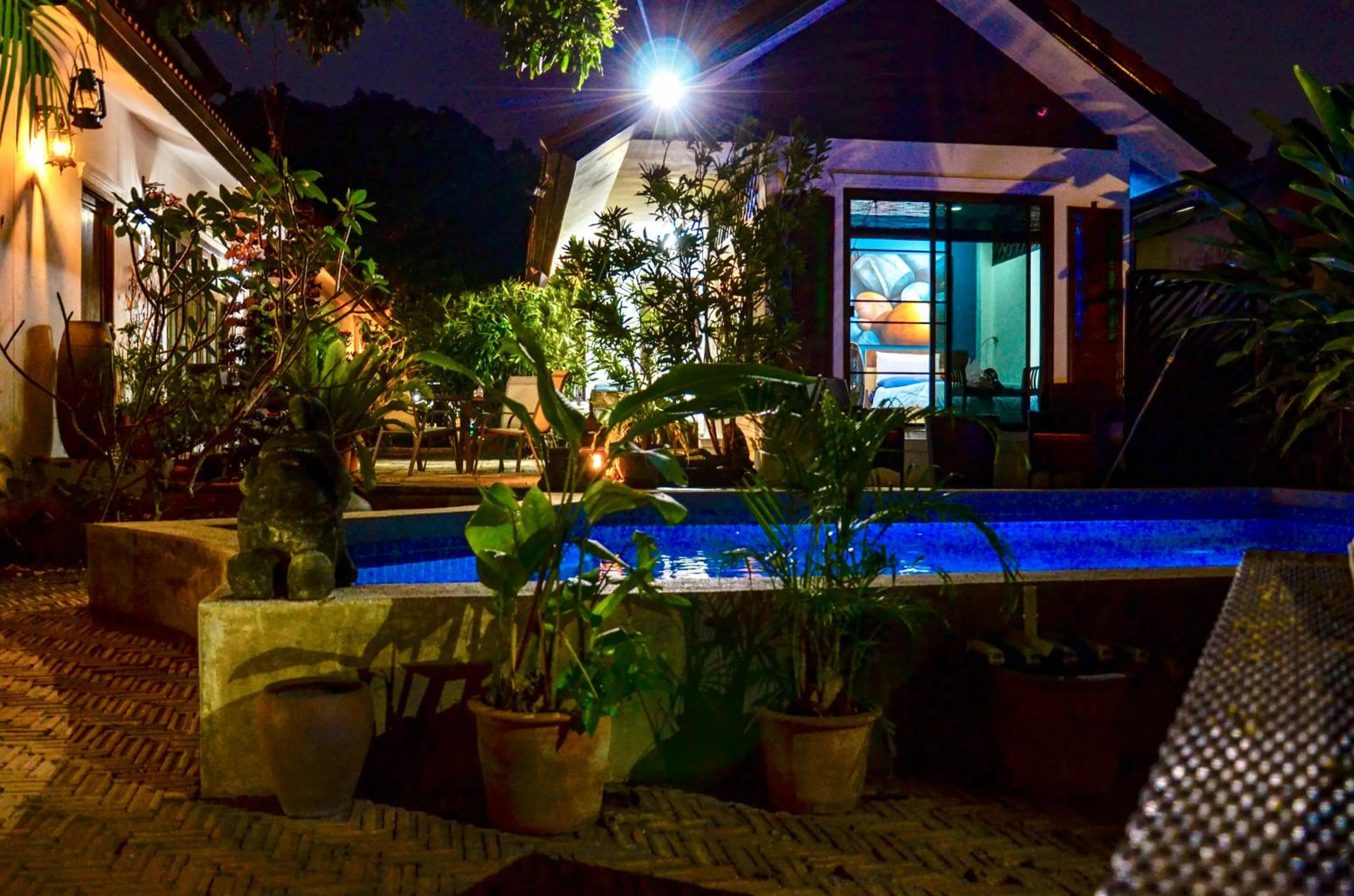 Night in Rice Barn And Rooms