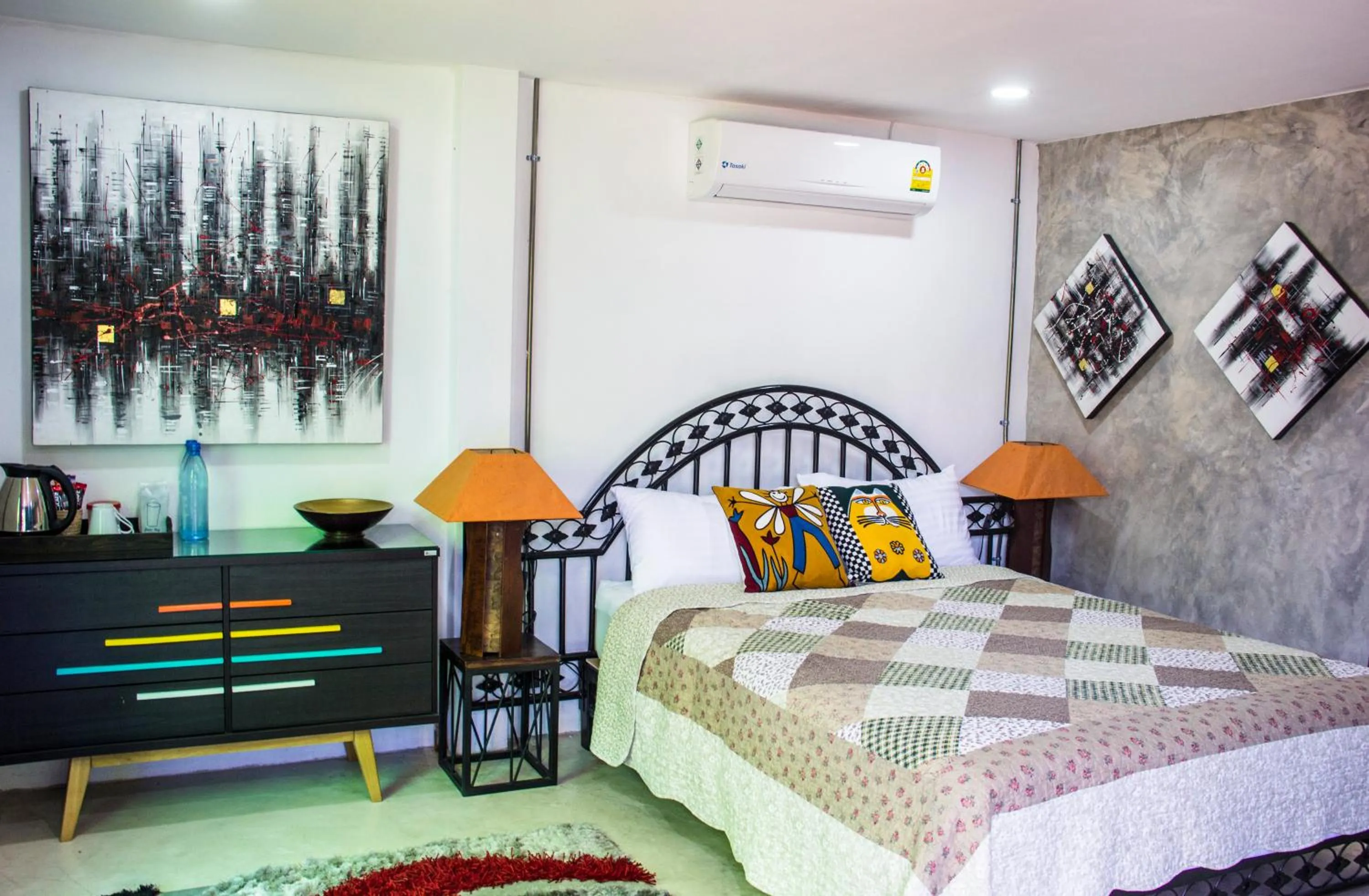 Coffee/tea facilities, Bed in Rice Barn And Rooms