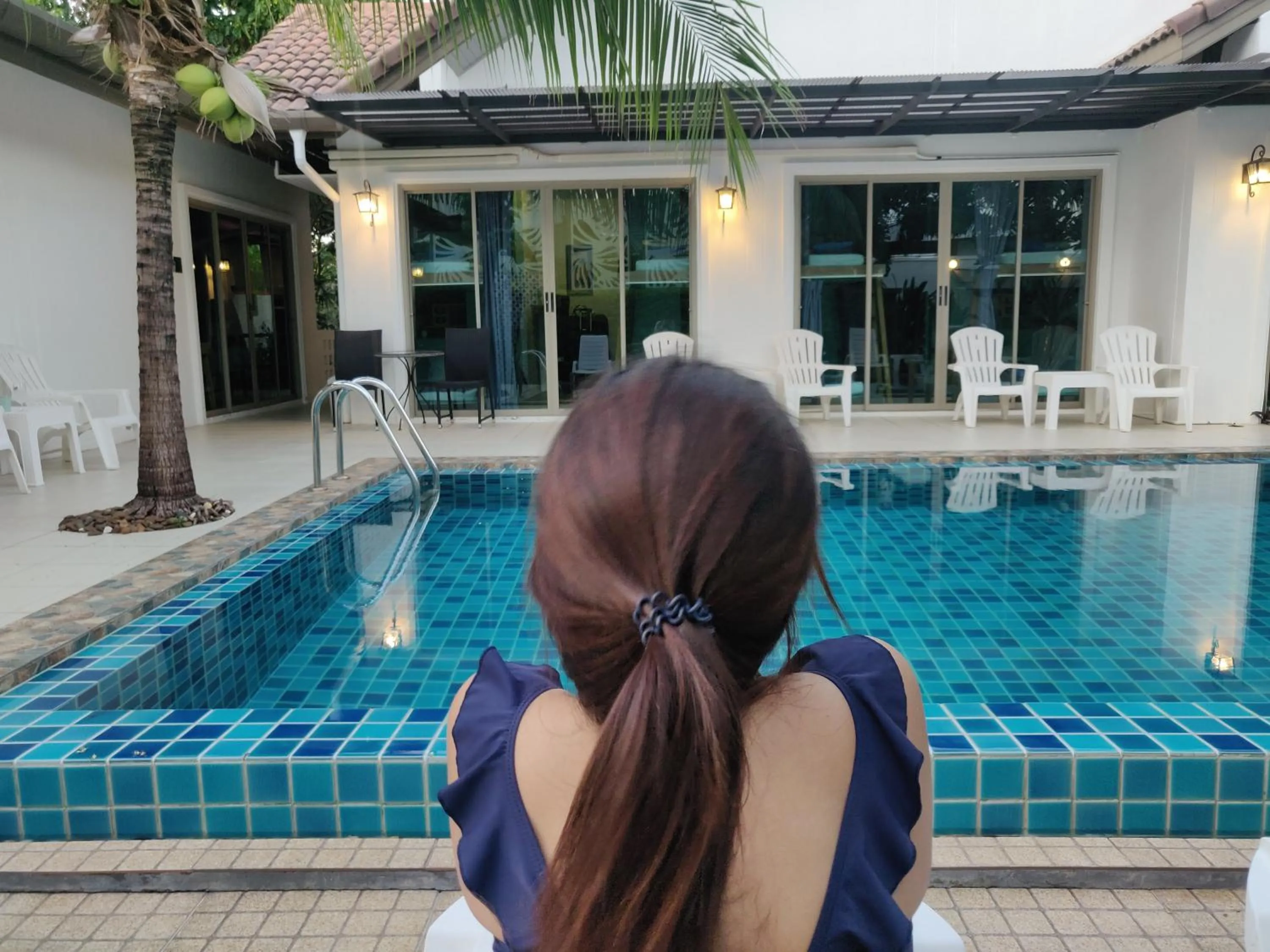 People in The Snug Airportel - Phuket Airport