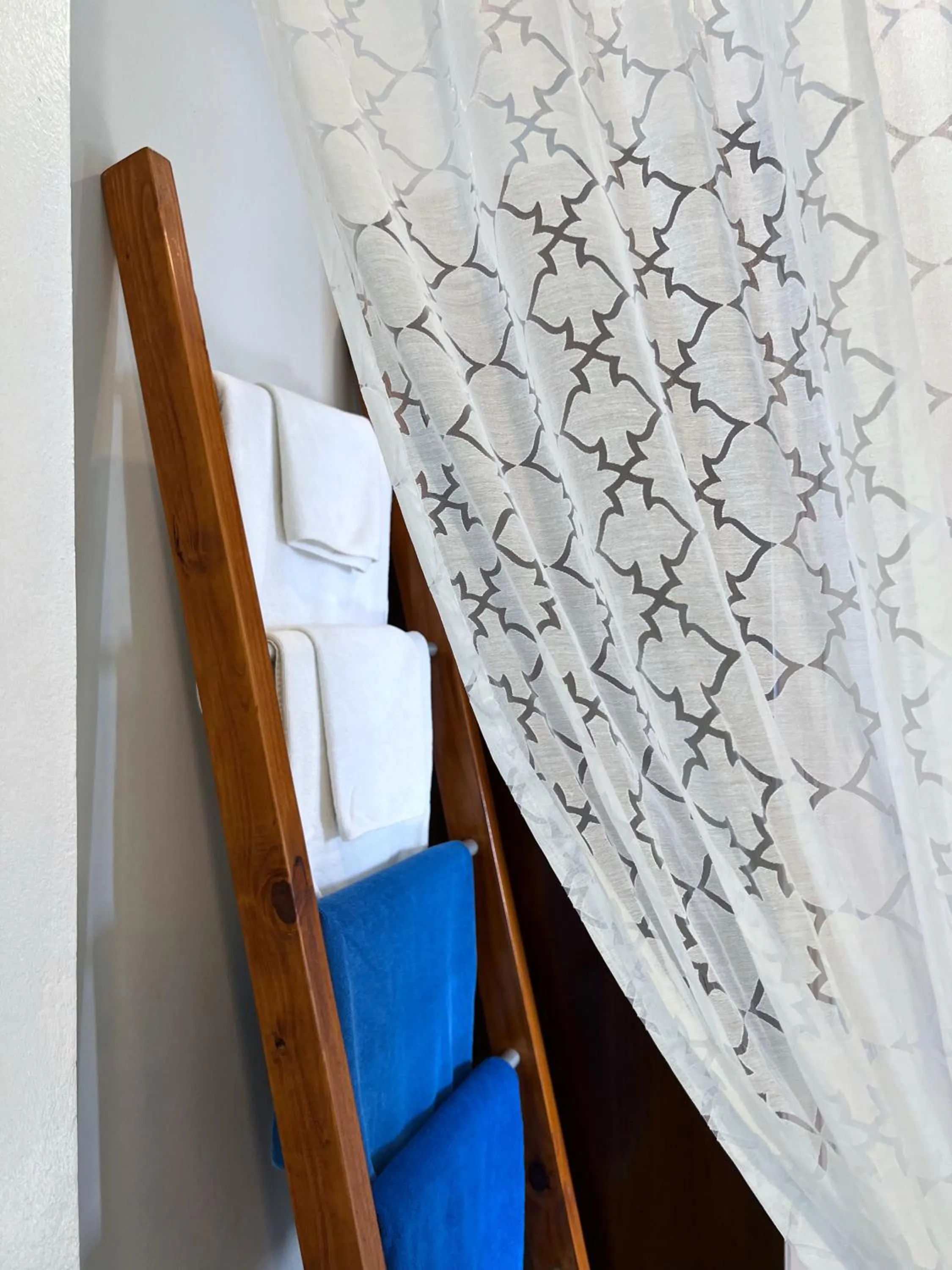 Bathroom in The Snug Airportel - Phuket Airport