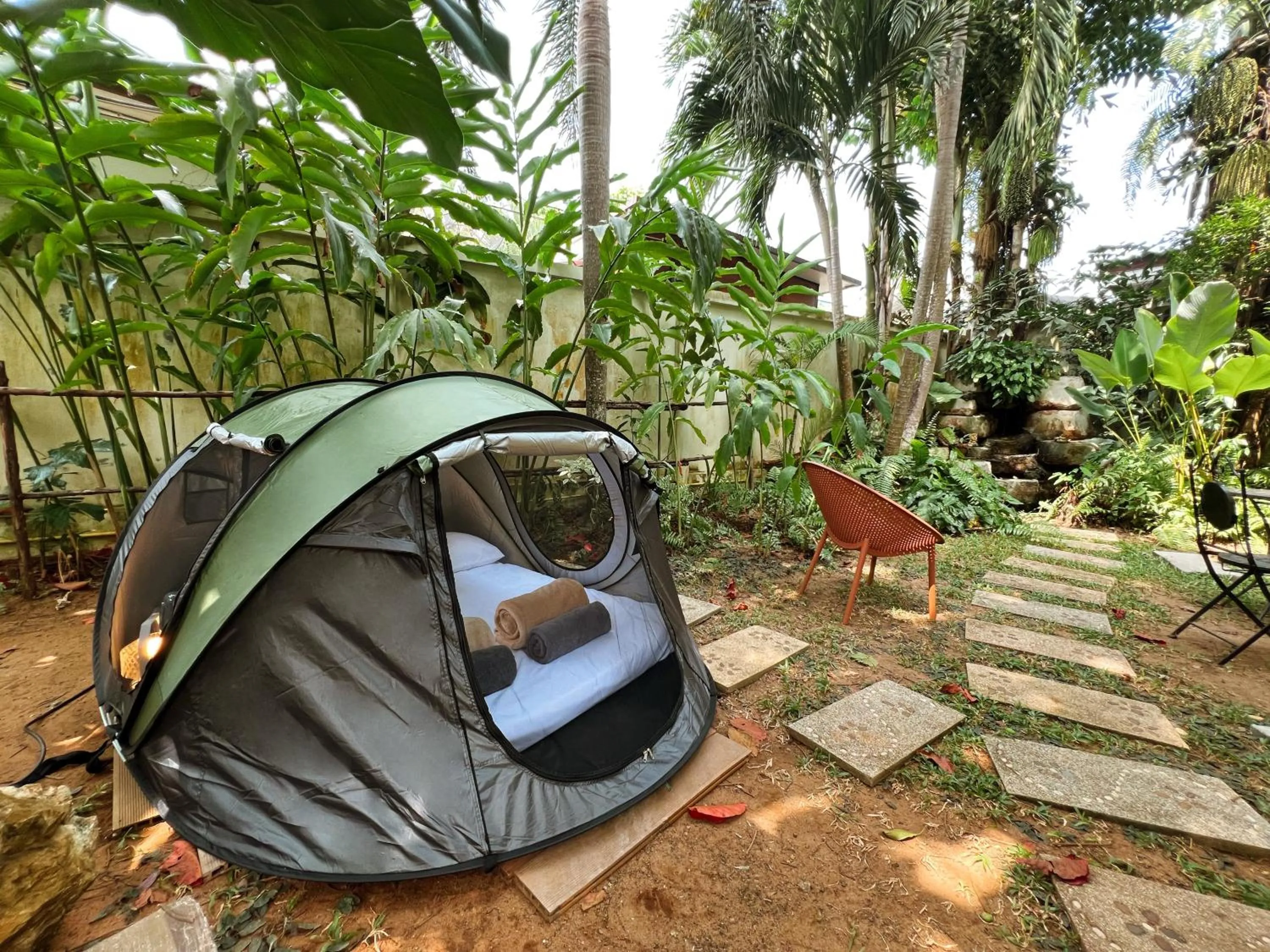 Day in The Snug Airportel - Phuket Airport