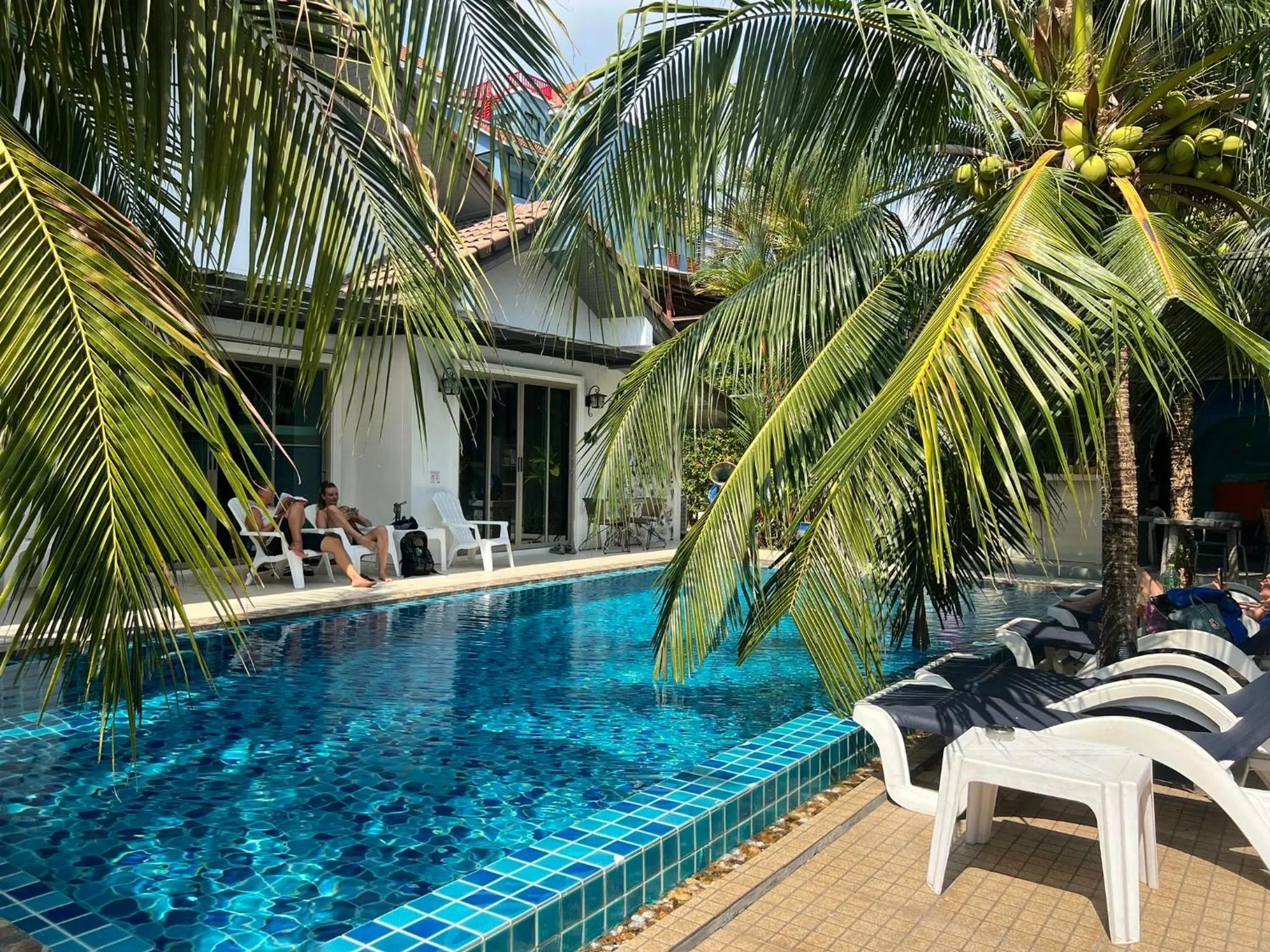 Pool view in The Snug Airportel - Phuket Airport