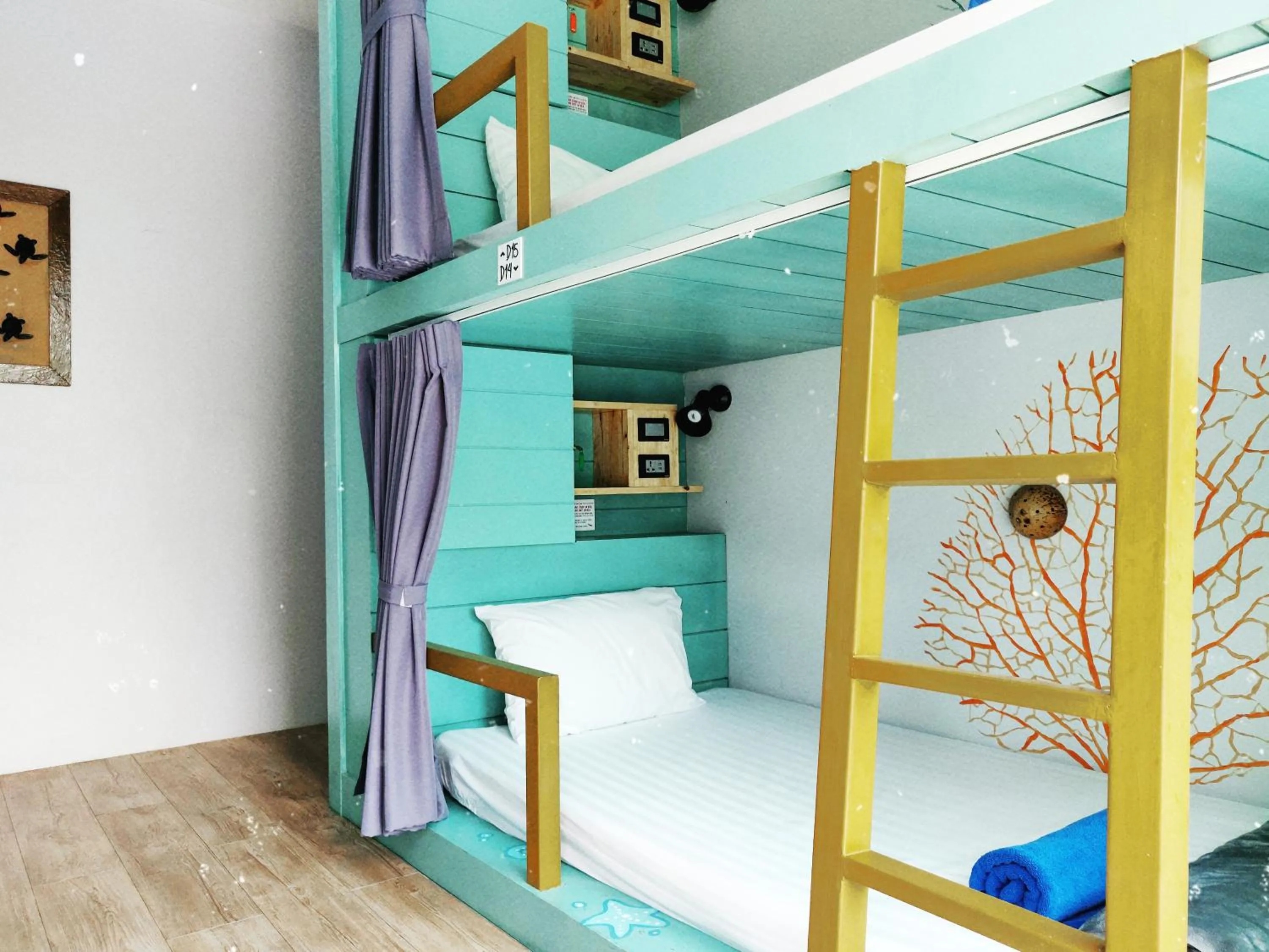 bunk bed, Bed in The Snug Airportel - Phuket Airport