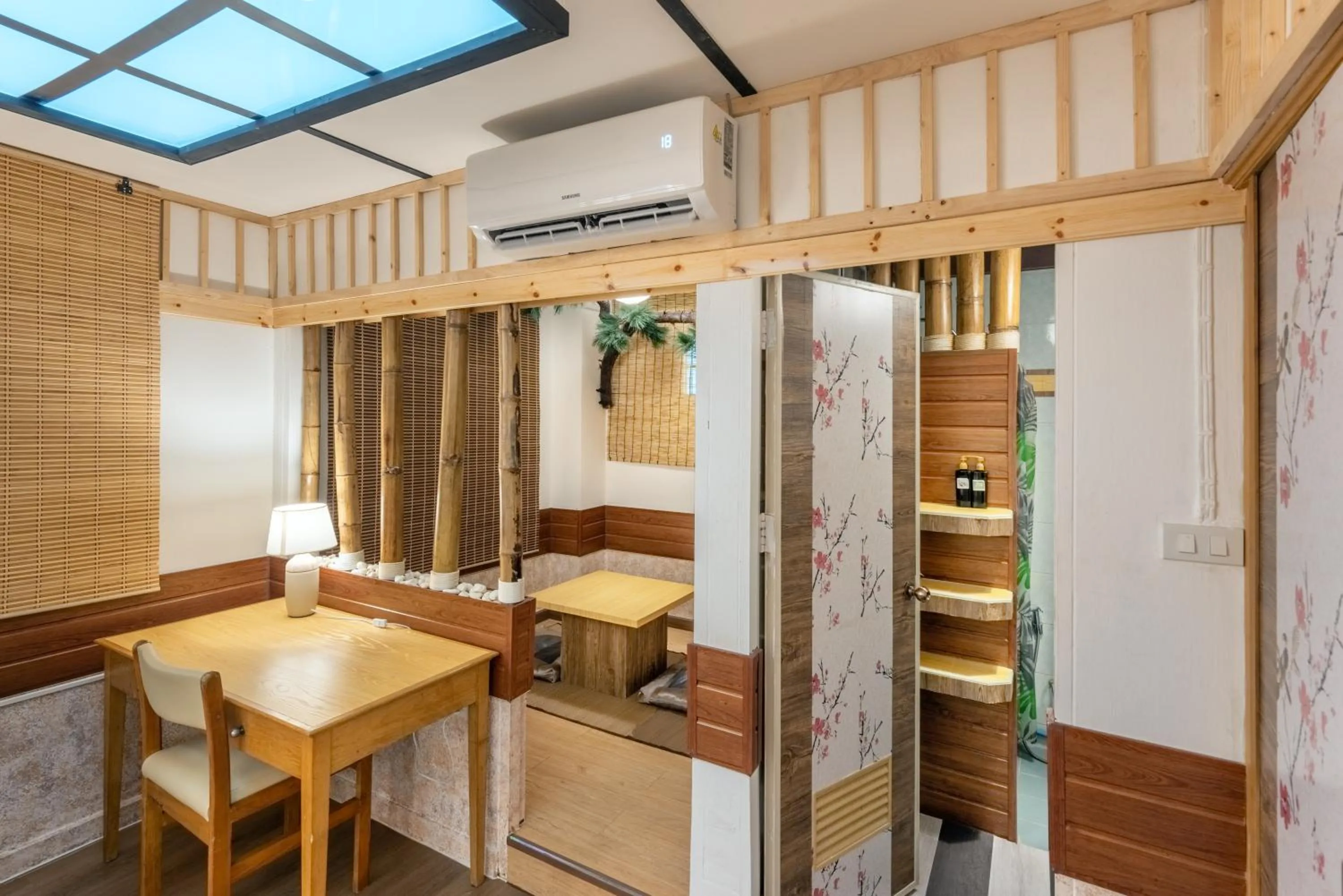 Living room in โรงแรมชิบะรูม นครราชสีมา เซ็นทรัลโคราช