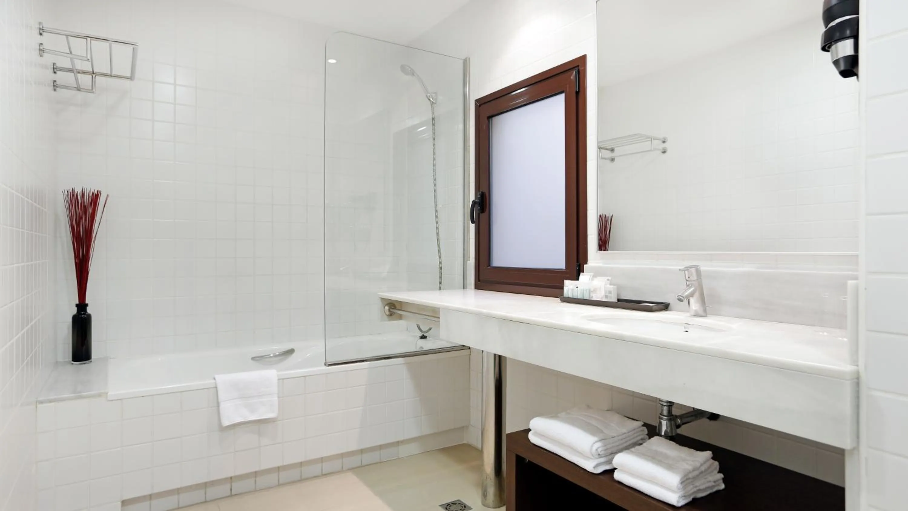 Bathroom in Arc La Rambla