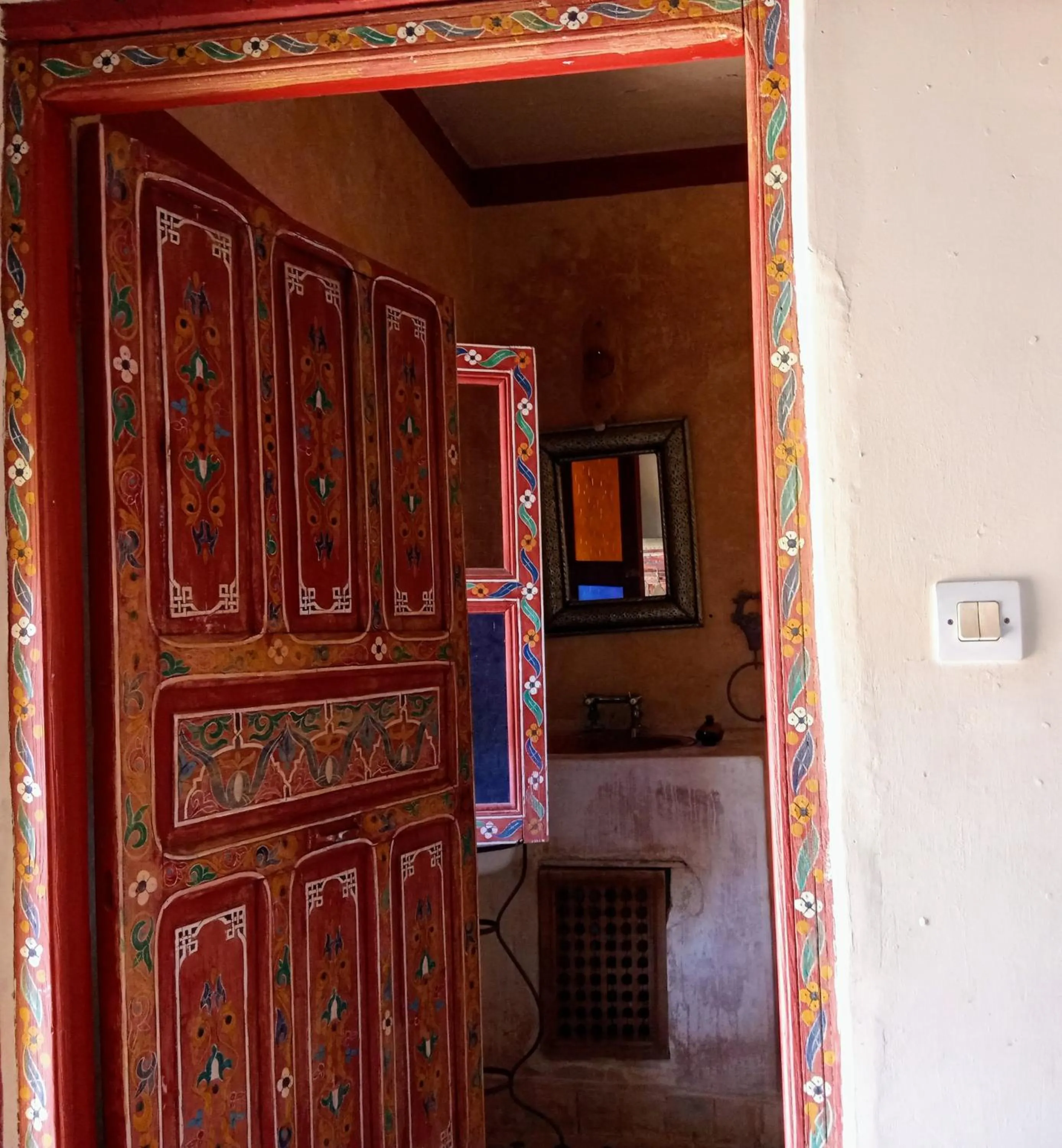 Facade/entrance in Riad Rchacha