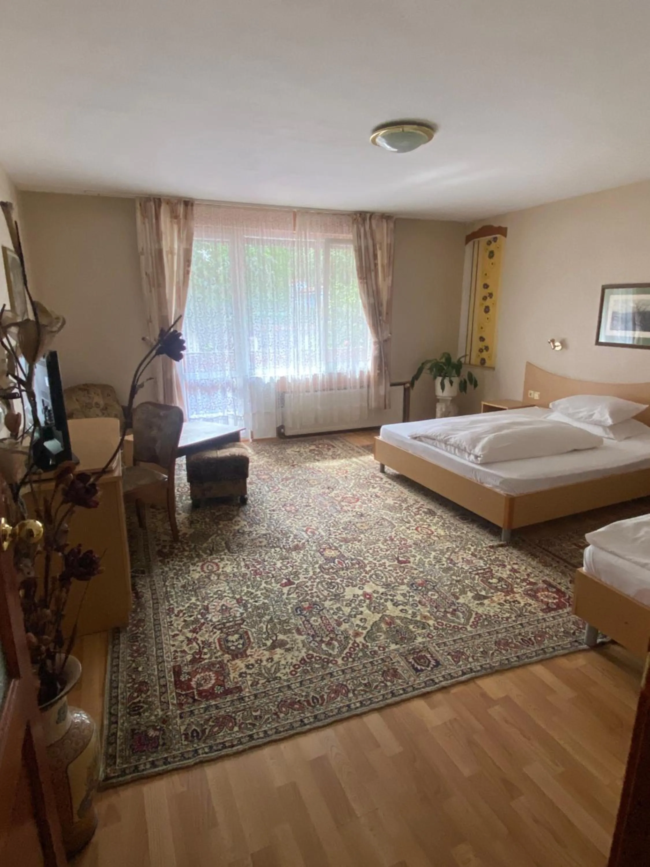 Bedroom, Bed in Family Hotel Zdravets