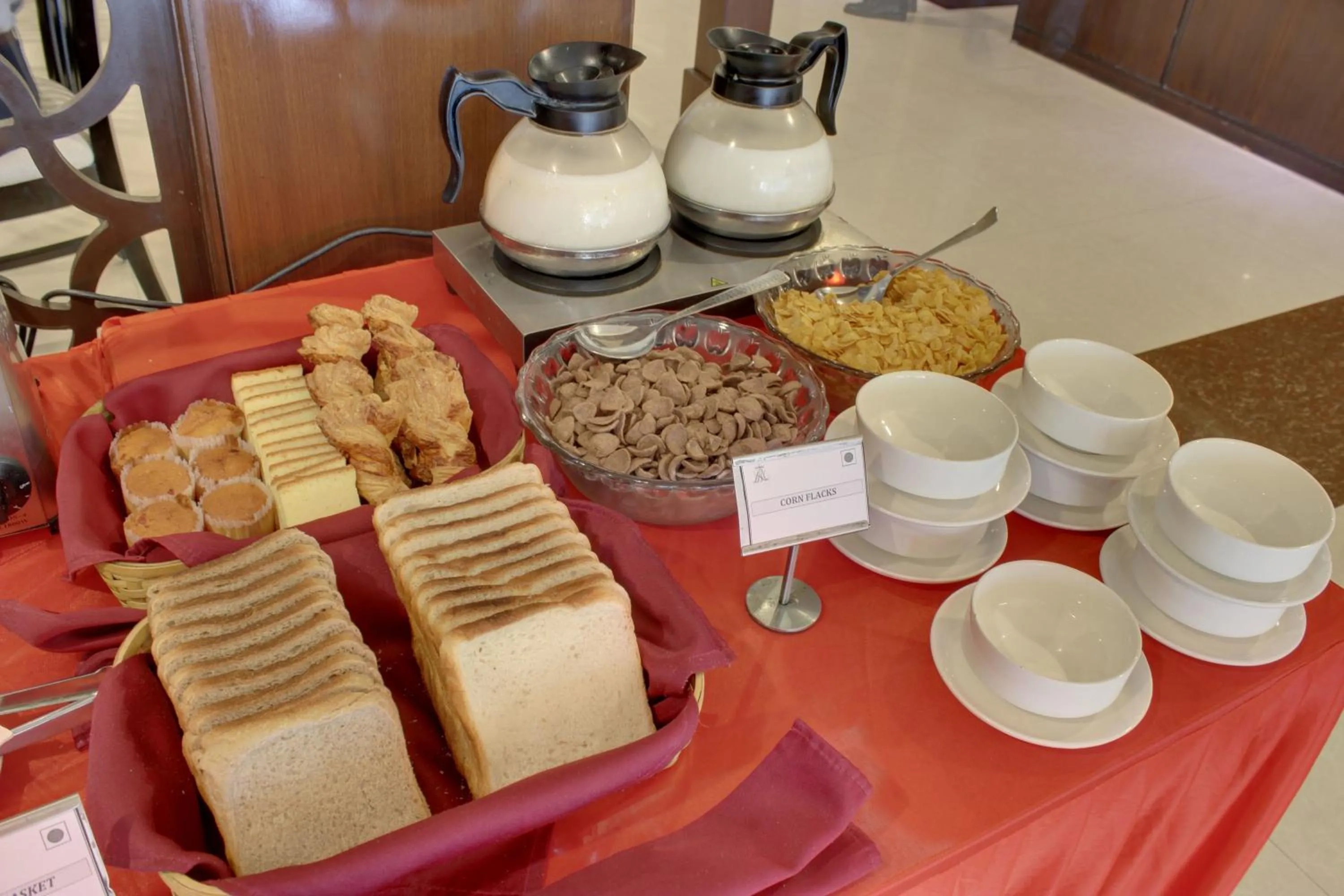 Food and drinks in The Royal Melange Beacon